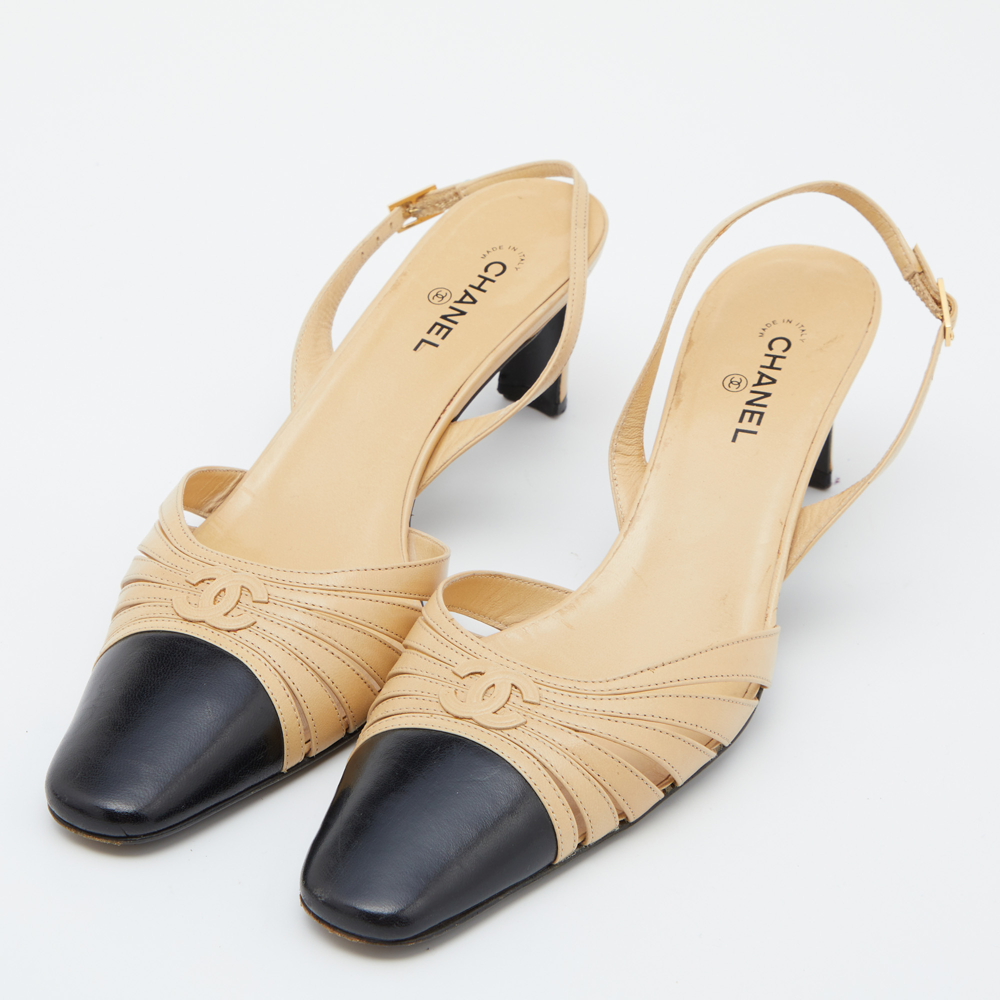 

Chanel Beige/Black Leather T Strap D'orsay Pumps Size