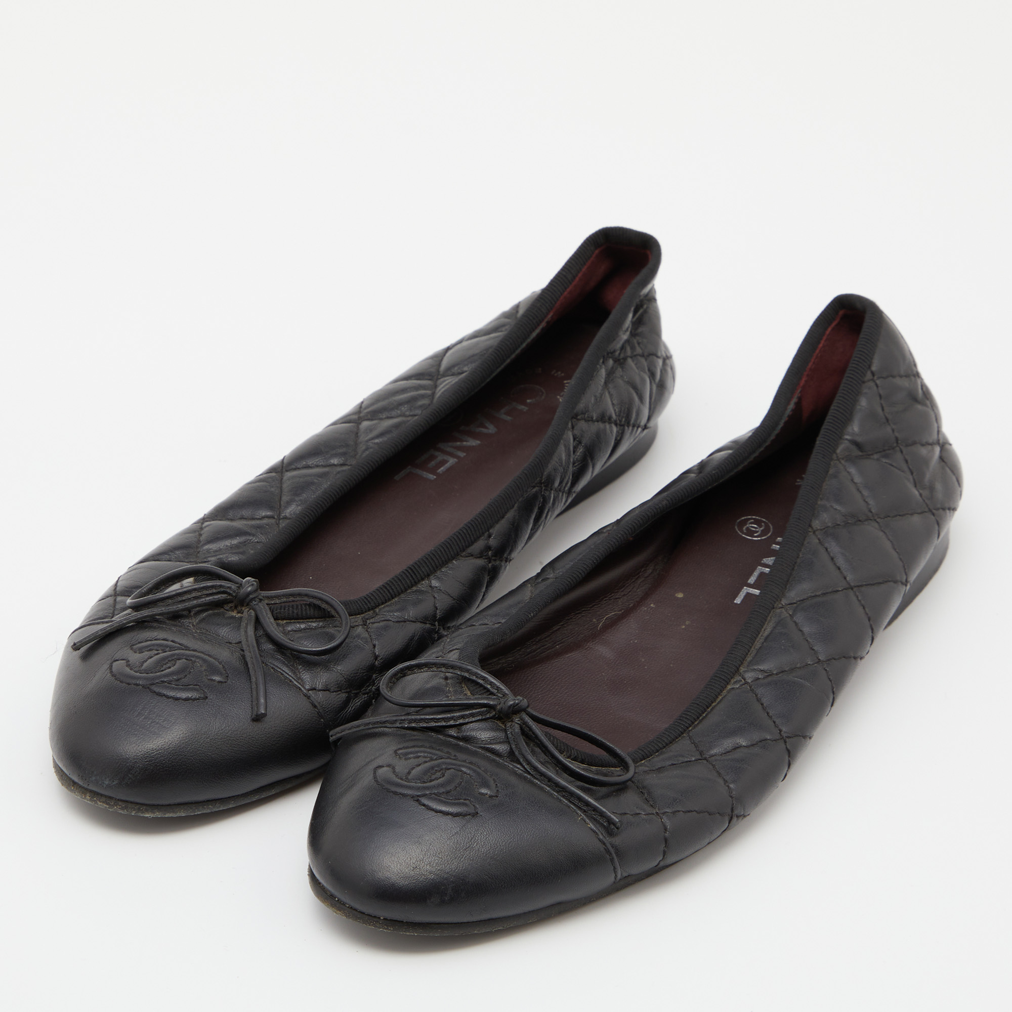 

Chanel Black Quilted Leather CC Bow Ballet Flats Size