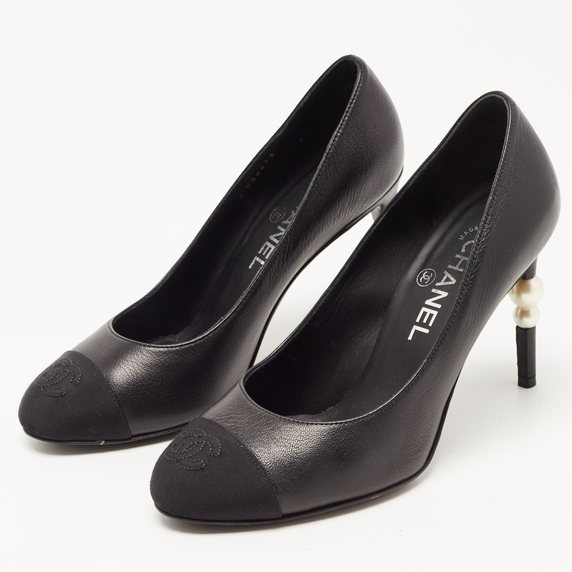 

Chanel Black Leather and Canvas Faux Pearl CC Cap Toe Pumps Size
