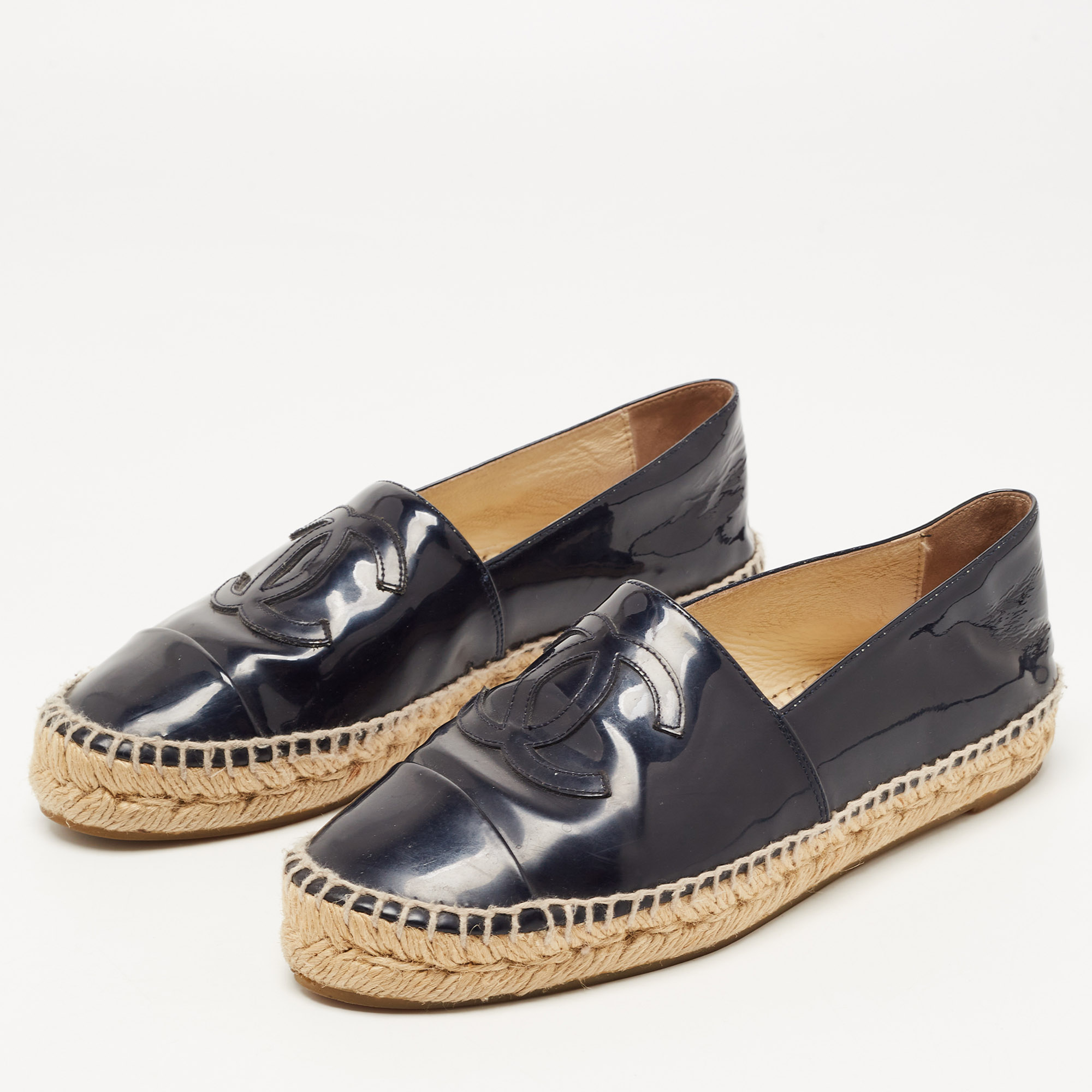 

Chanel Navy Blue Patent Leather CC Espadrille Flats Size