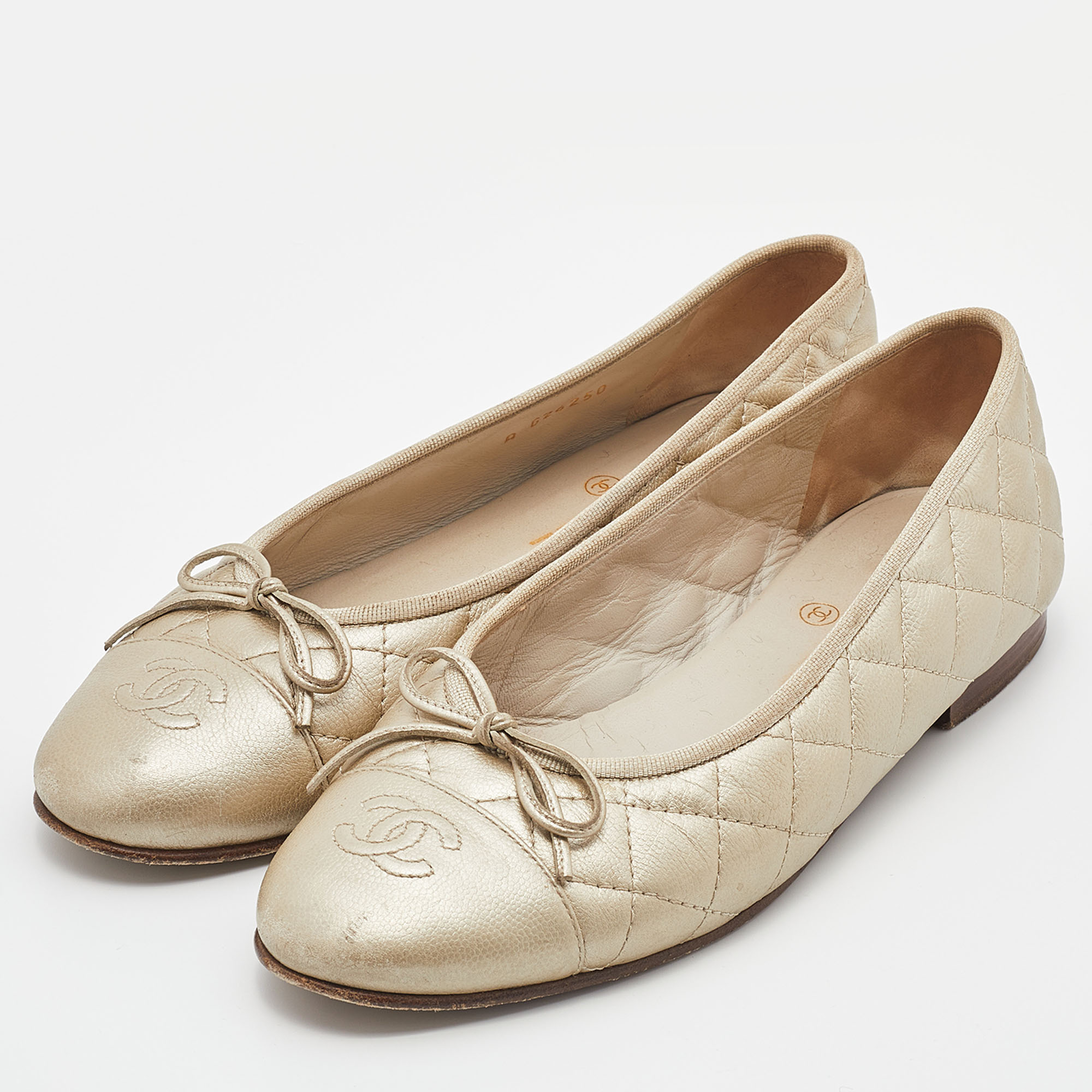 

Chanel Gold Quilted Leather CC Cap Toe Bow Ballet Flats Size