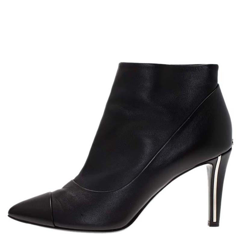 

Chanel Black Leather Cap Toe Ankle Boots Size