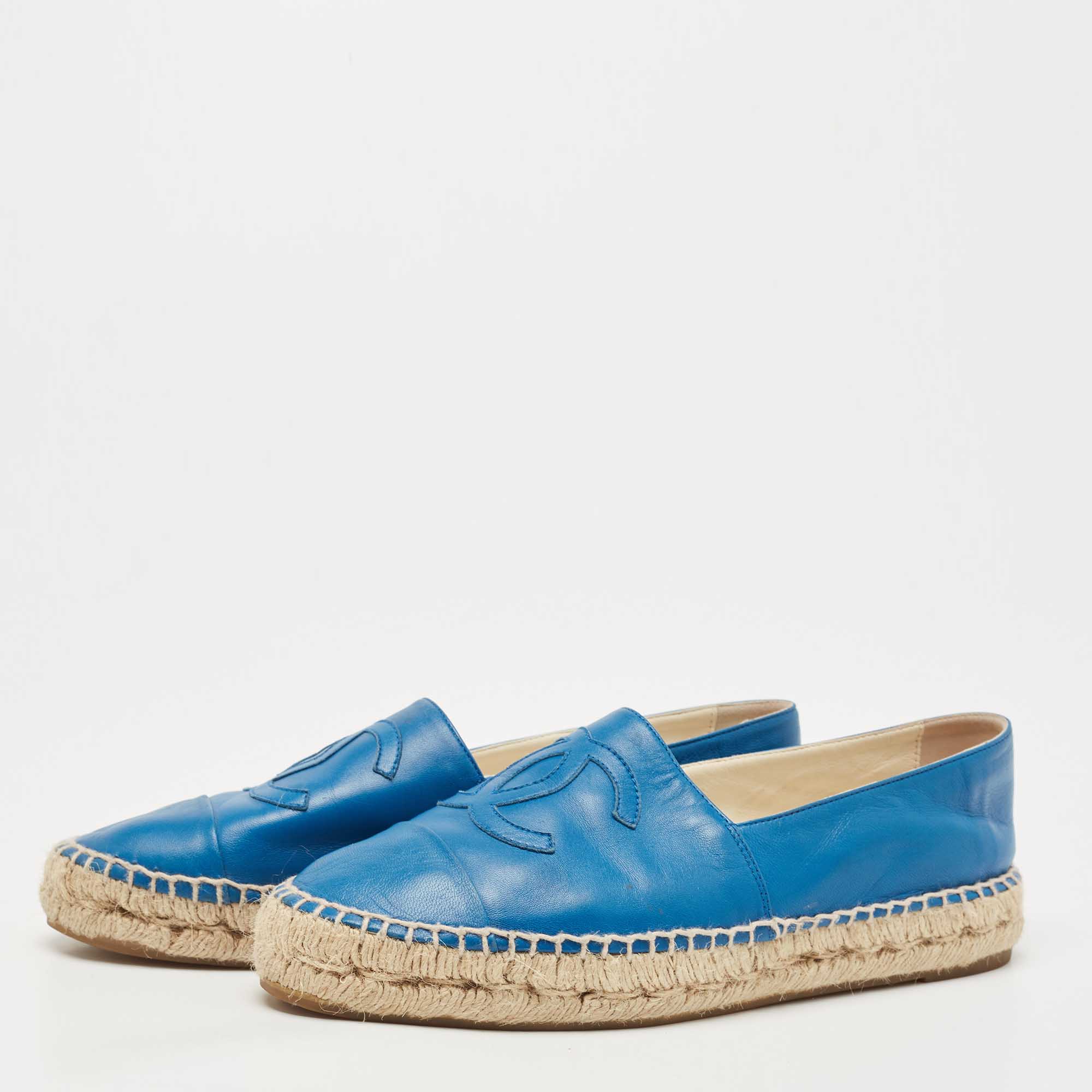 

Chanel Blue Leather CC Espadrilles Flats Size