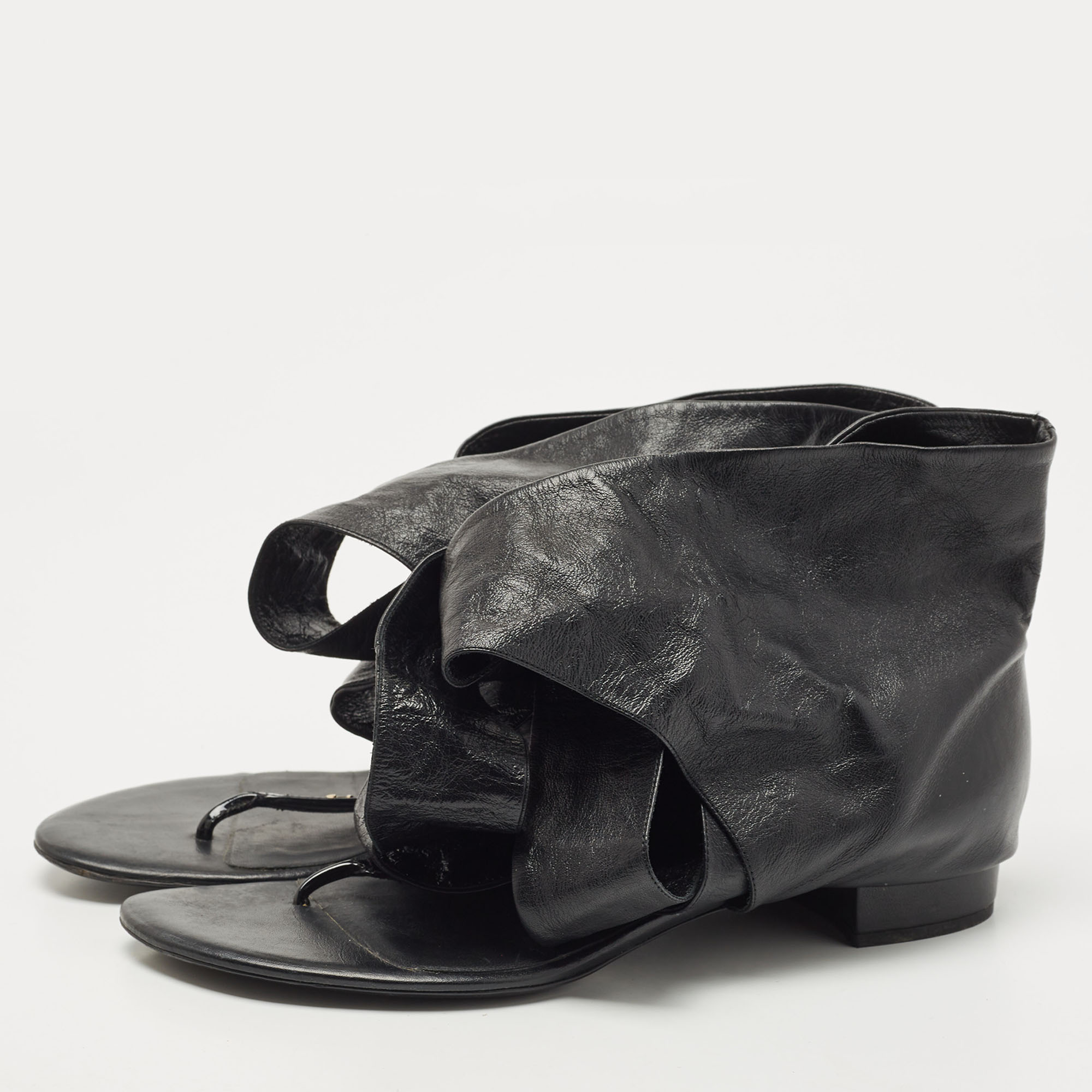 

Chanel Black Leather Ankle Wrap Thong Sandals Size