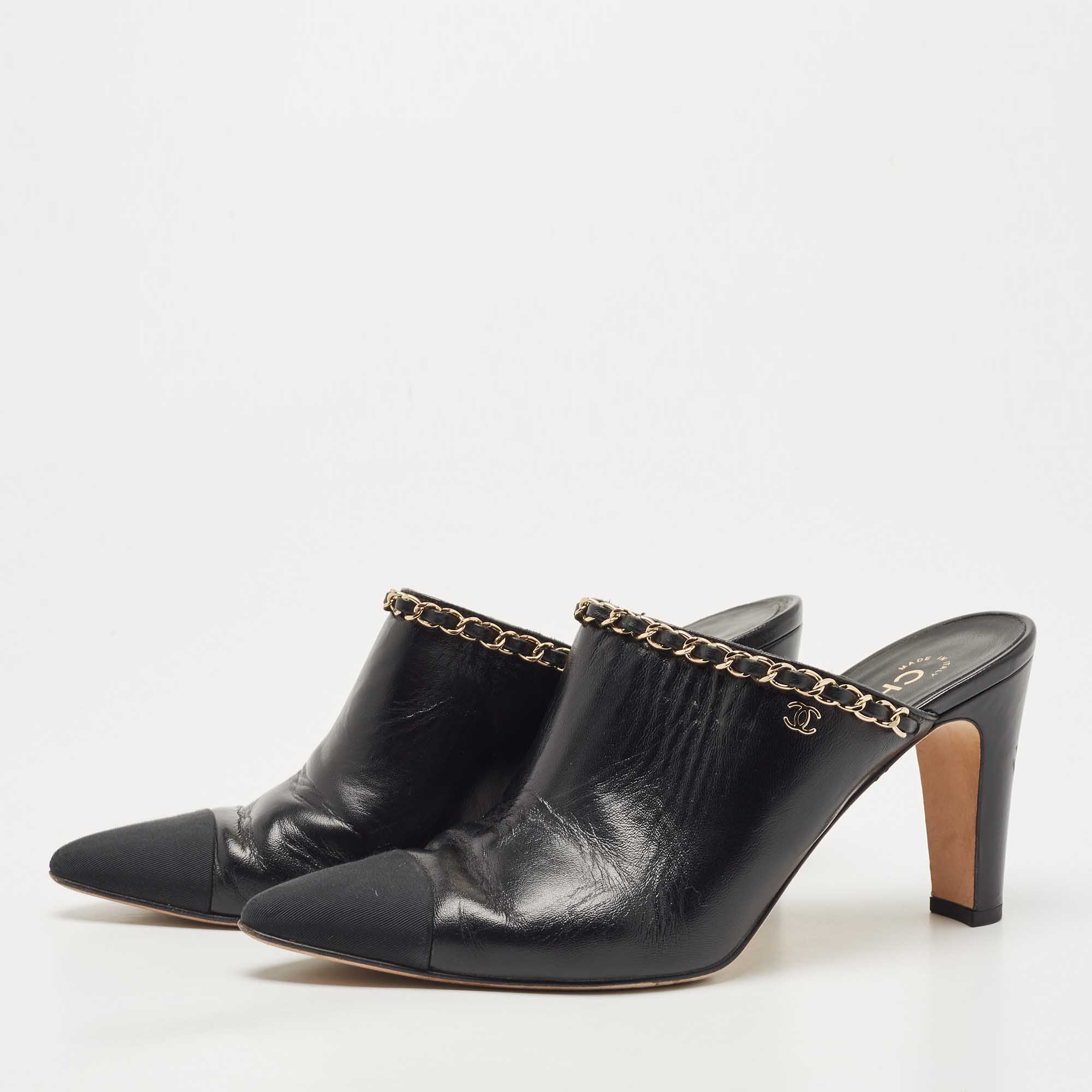 

Chanel Black Leather CC Logo Mules Size
