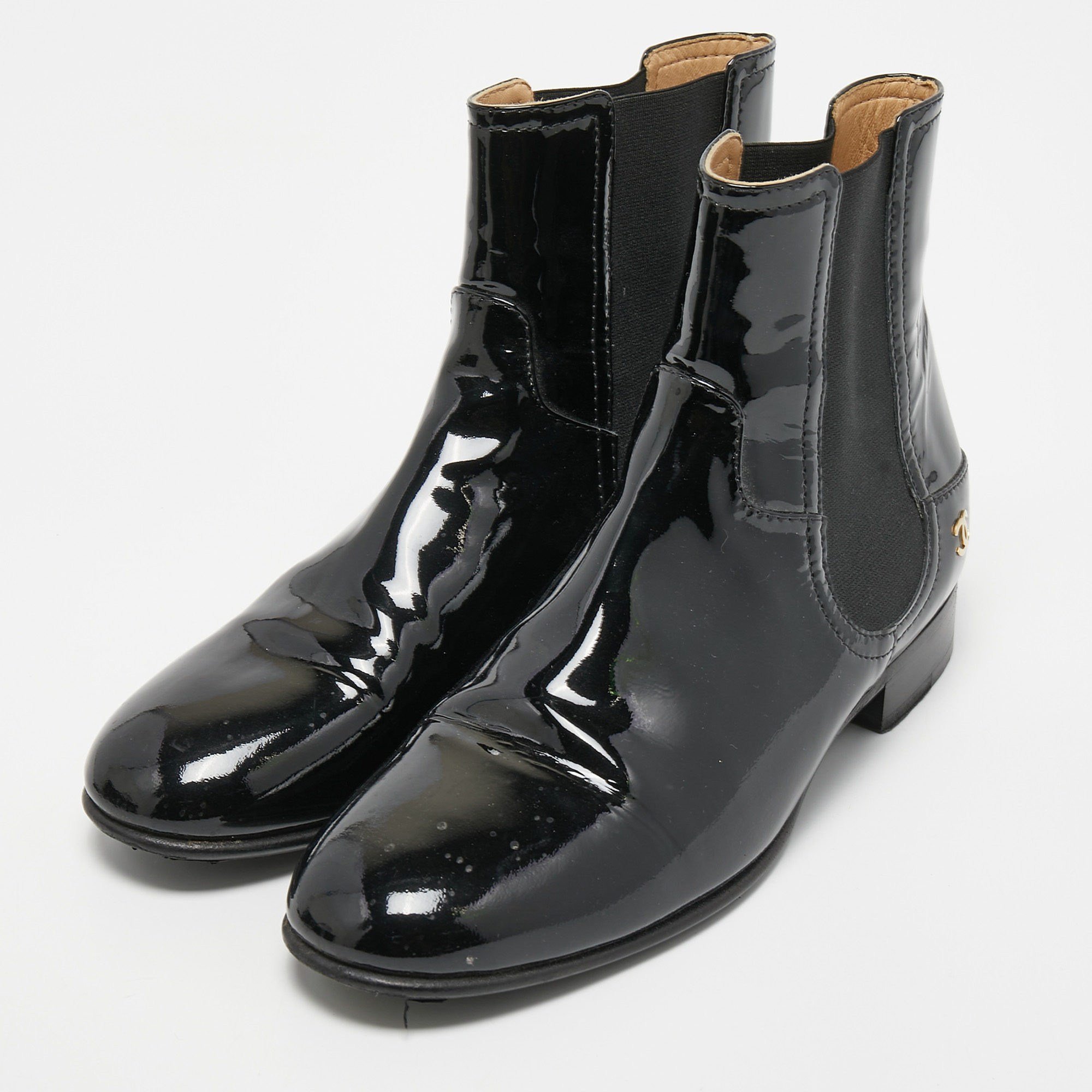 

Chanel Black Patent Leather CC Chelsea Boots Size