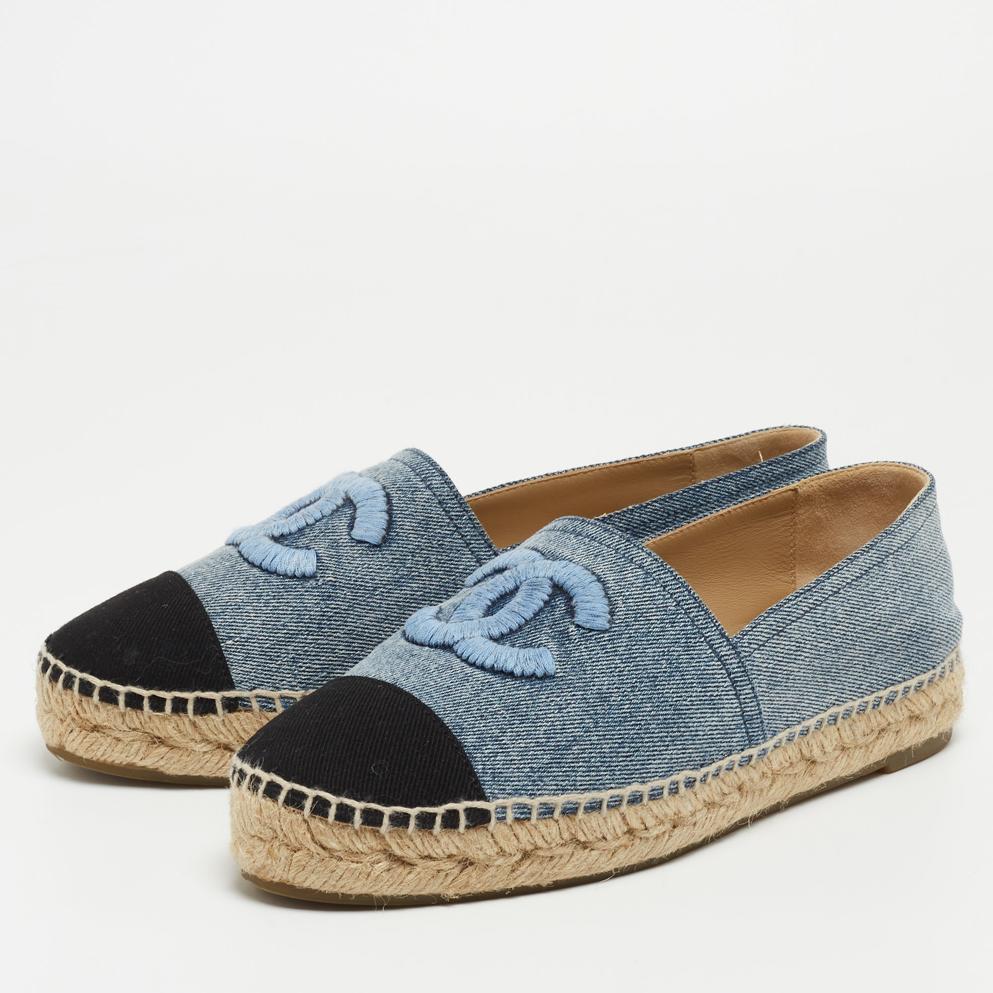 

Chanel Blue/Black Denim CC Espadrille Flats Size