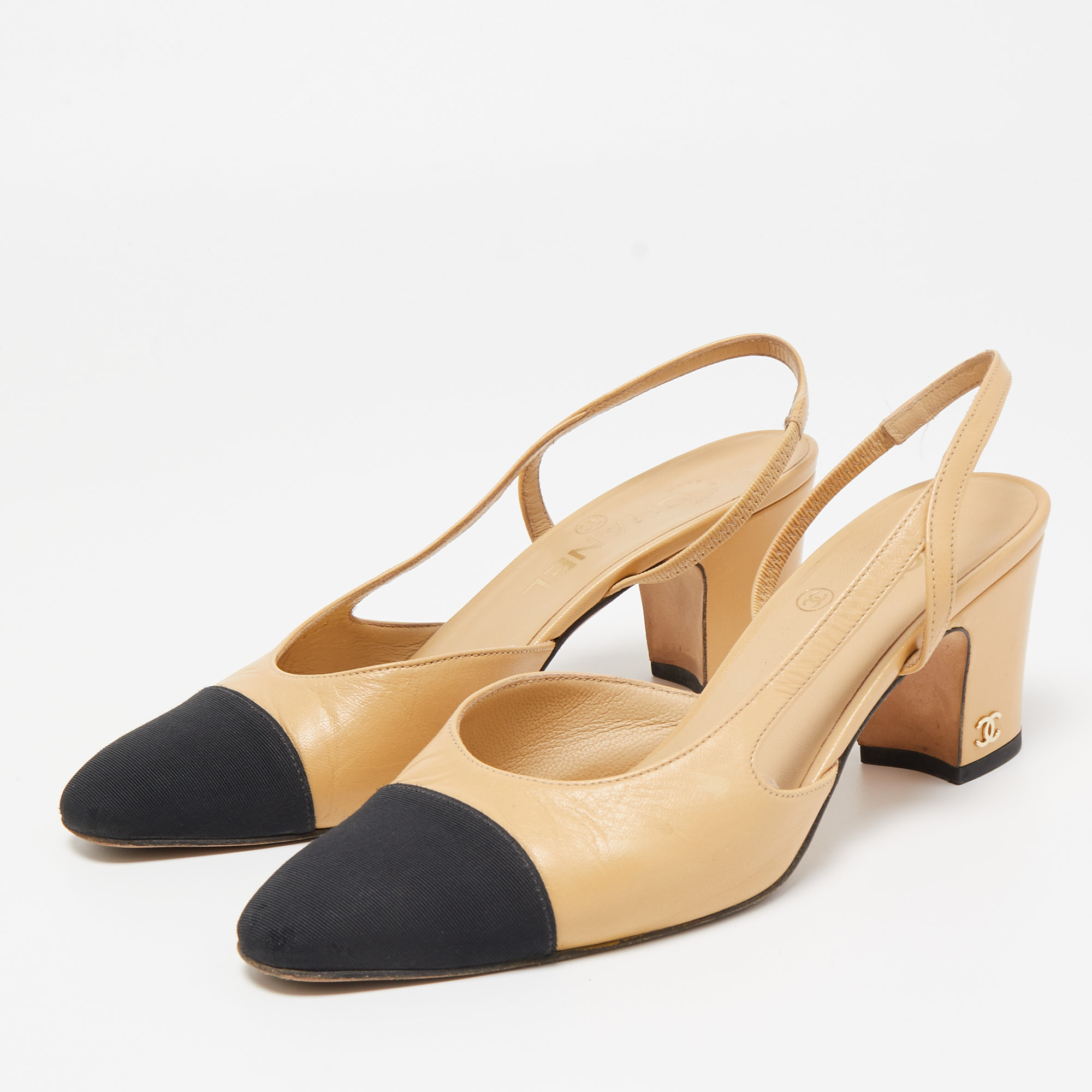 

Chanel Beige/Black Leather and Fabric Cap Toe CC D'orsay Slingback Pumps Size