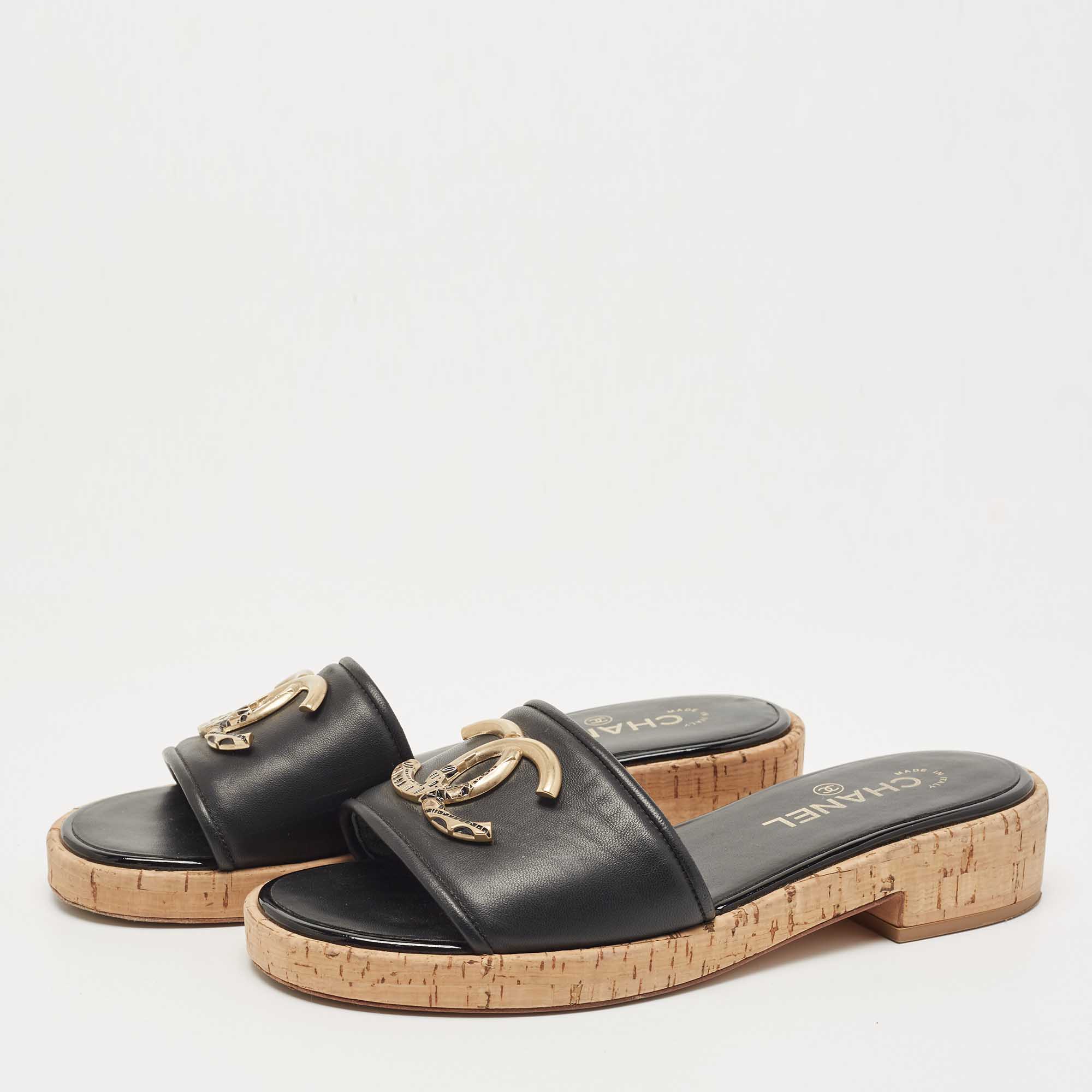 

Chanel Black Leather CC Cork Slide Sandals Size