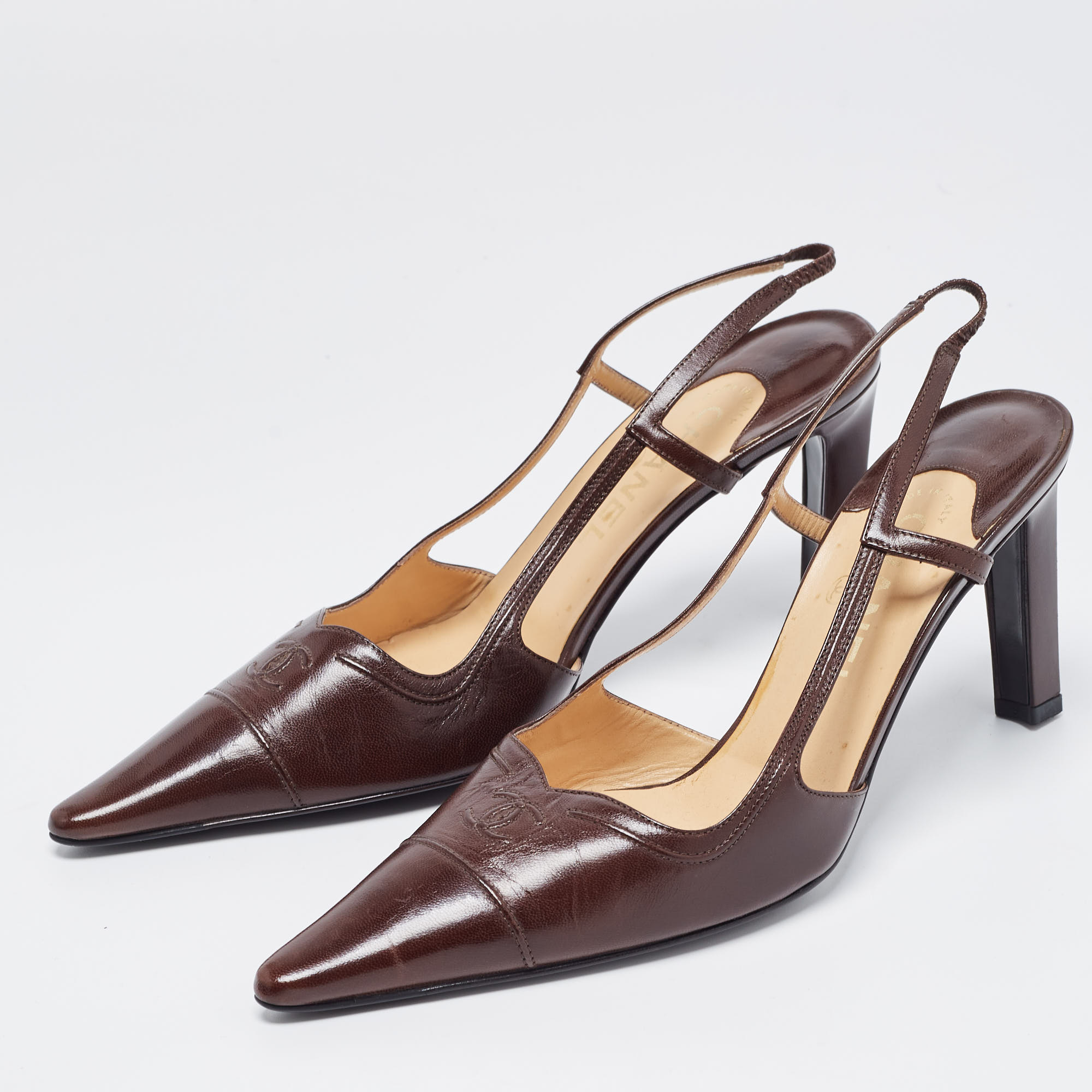 

Chanel Brown Leather CC Slingback Pumps Size