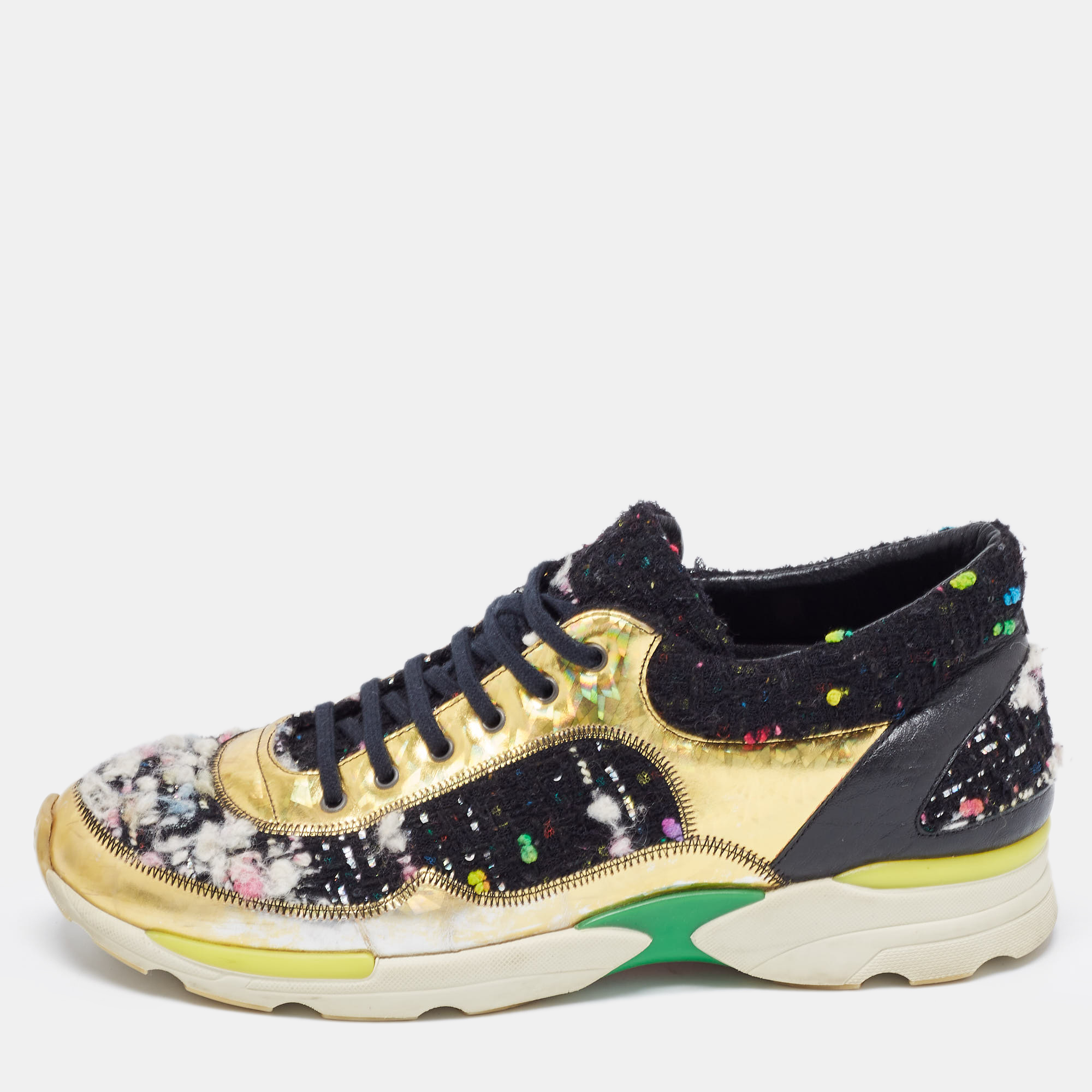 

Chanel Tweed Fabric and Leather CC Sneakers Size, Multicolor