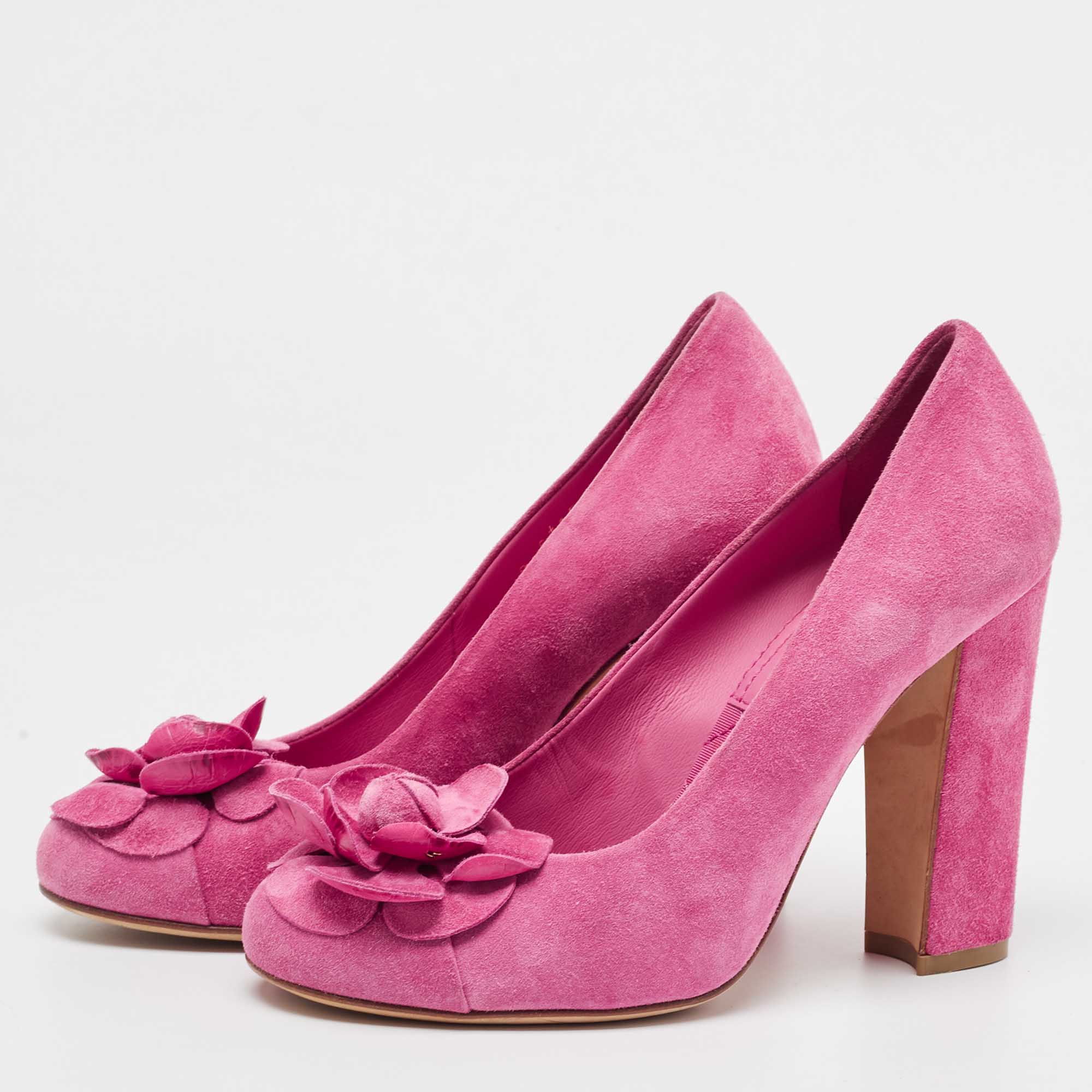 

Chanel Pink Suede CC Camellia Block Heel Pumps Size