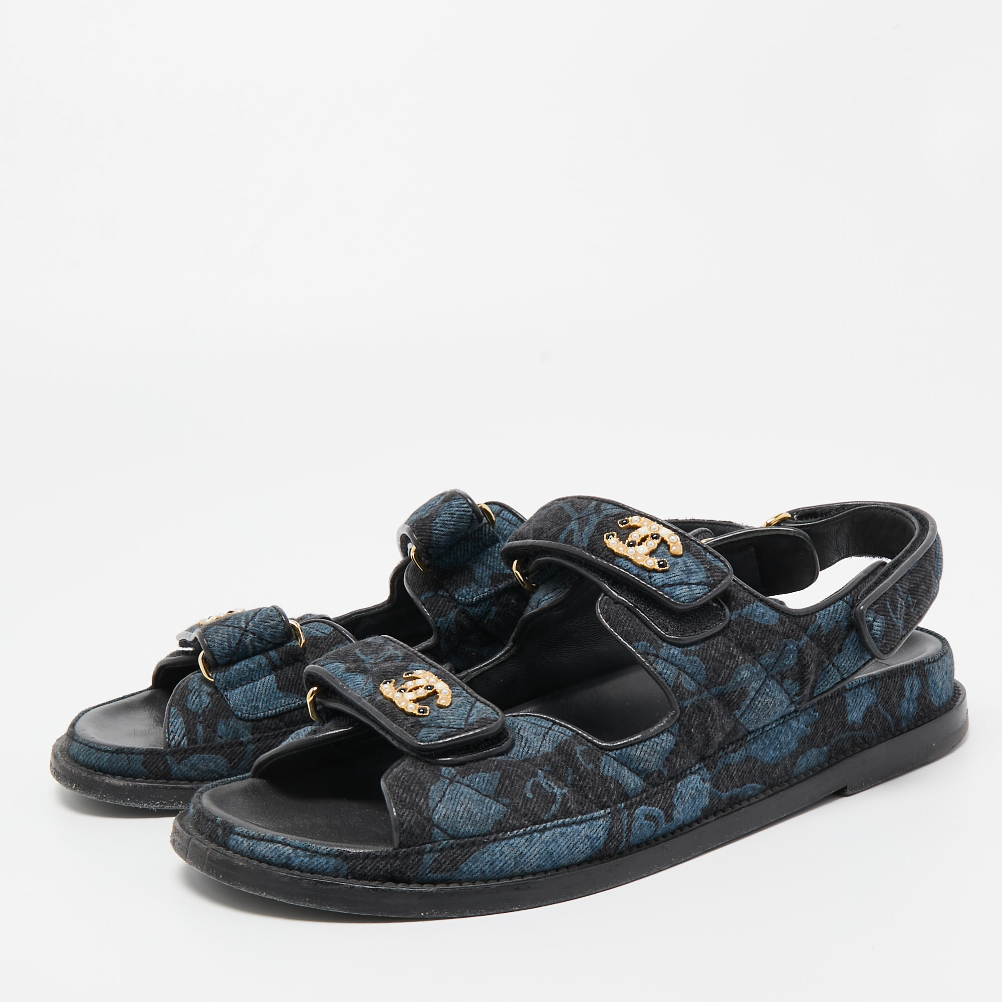 

Chanel Blue/Black Denim CC Logo Dad Sandals Size