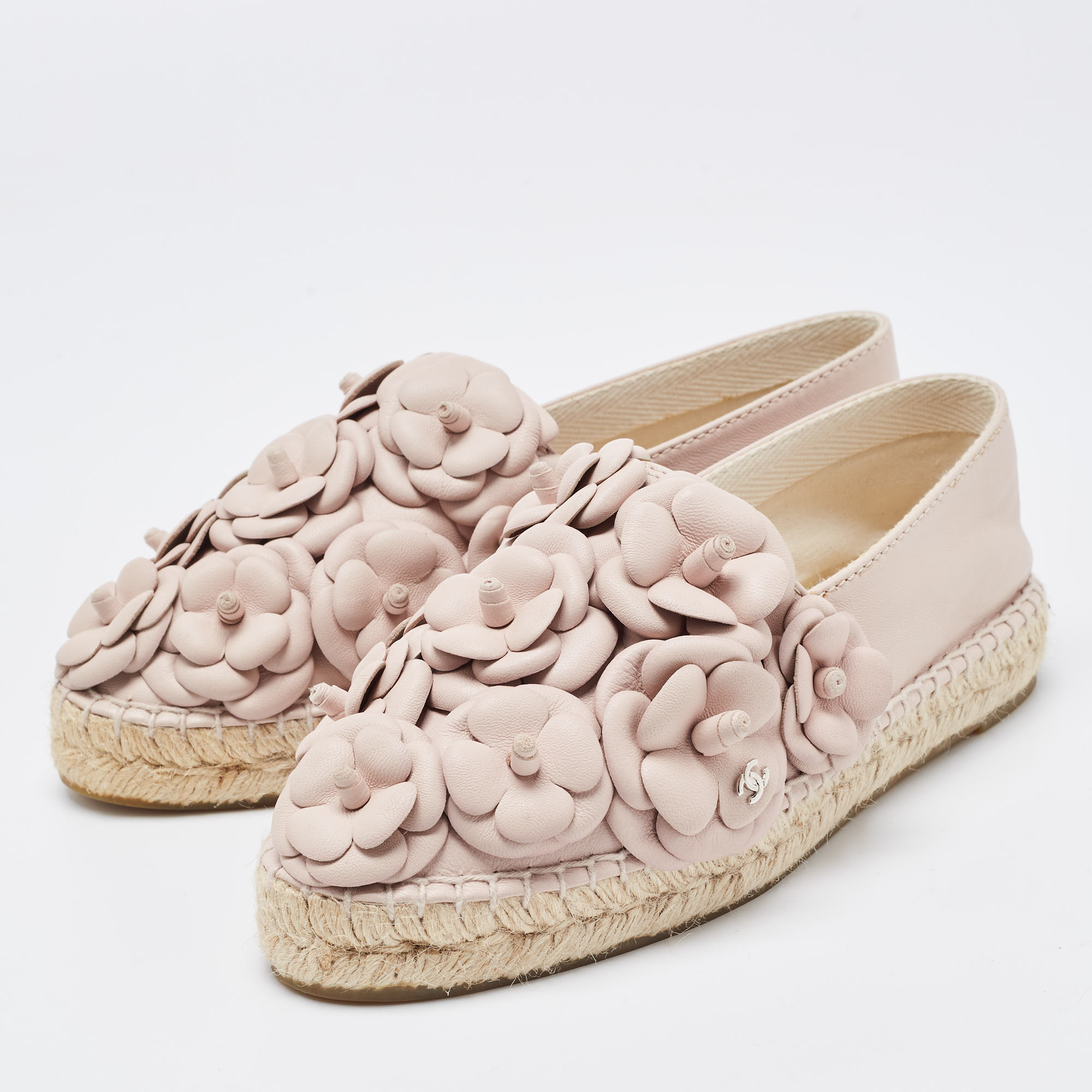 

Chanel Dusty Pink Leather CC Camelia Espadrilles Flats Size