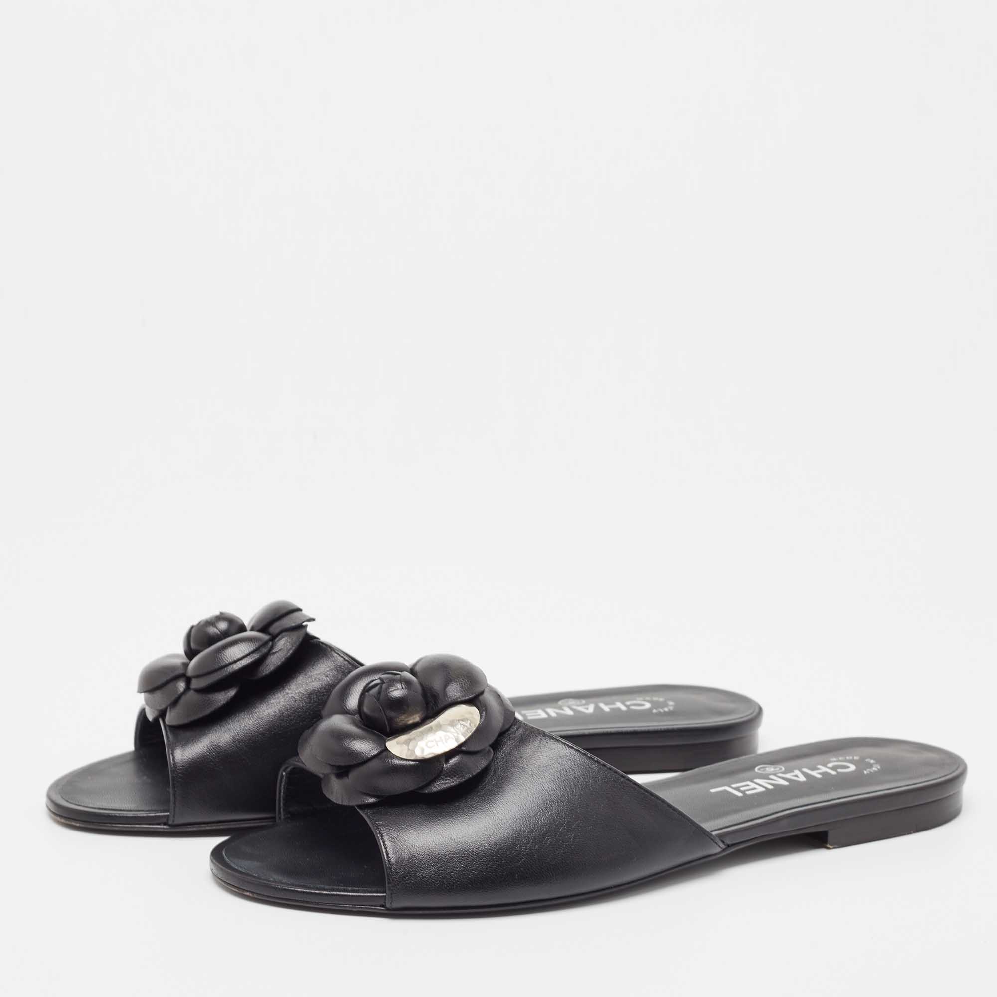 

Chanel Black Leather Camelia Flat Slides Size