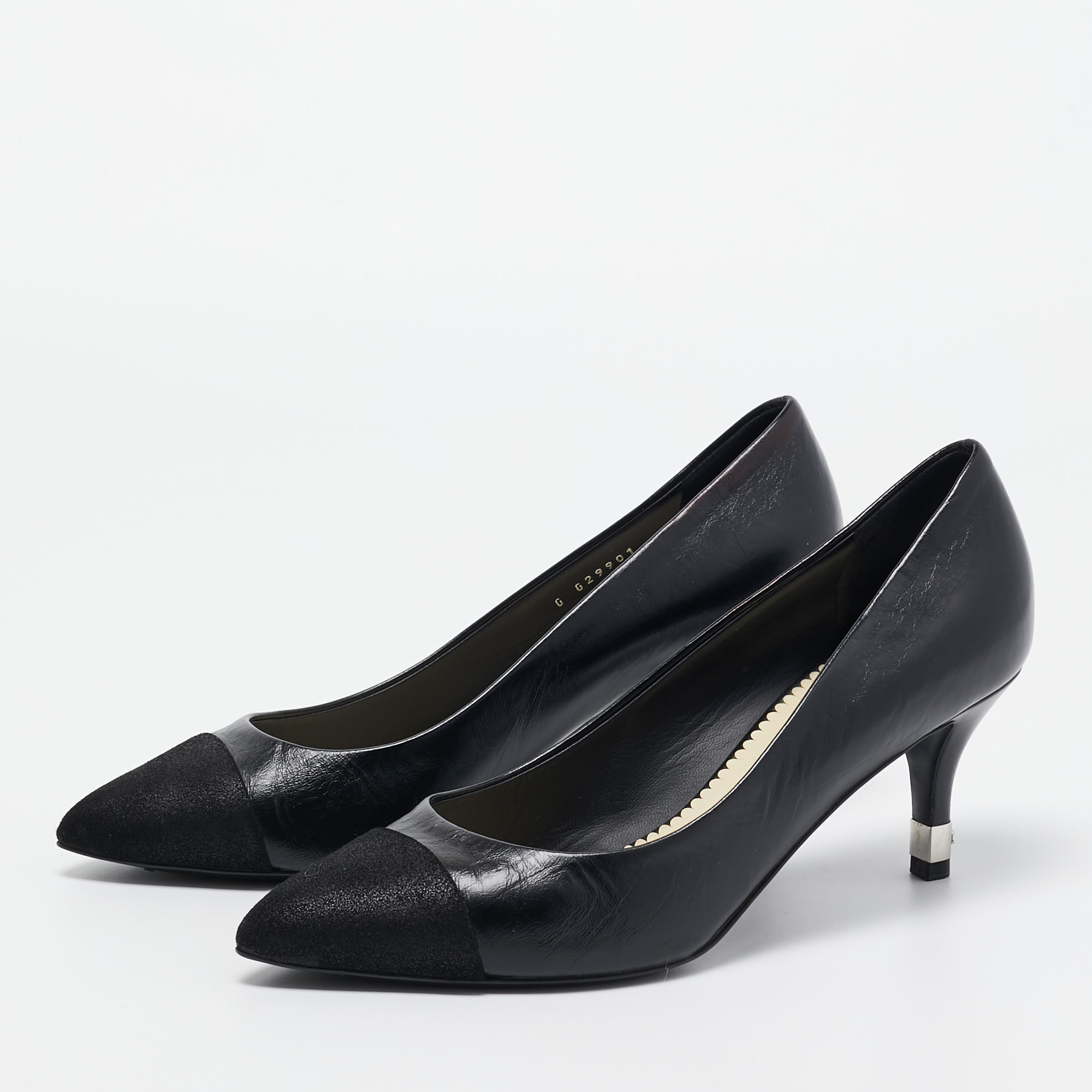 

Chanel Black Leather and Suede Cap Toe Pumps Size