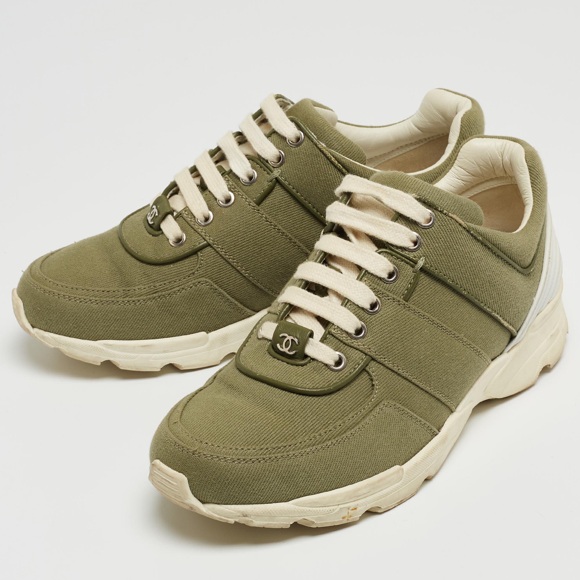 

Chanel Army Green/White Canvas and Leather CC Low Top Sneakers Size