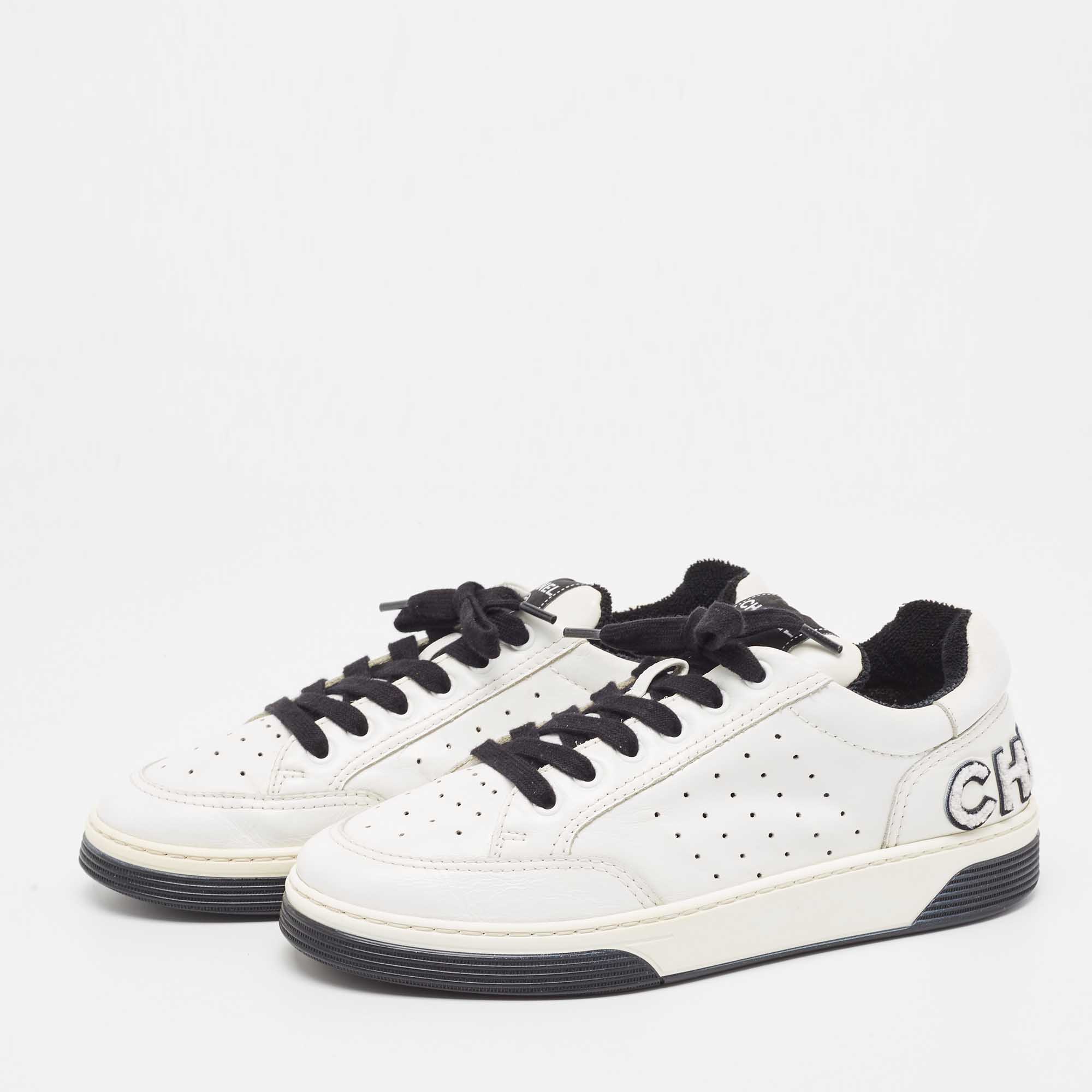 

Chanel White Perforated Leather Logo Low Top Sneakers Size