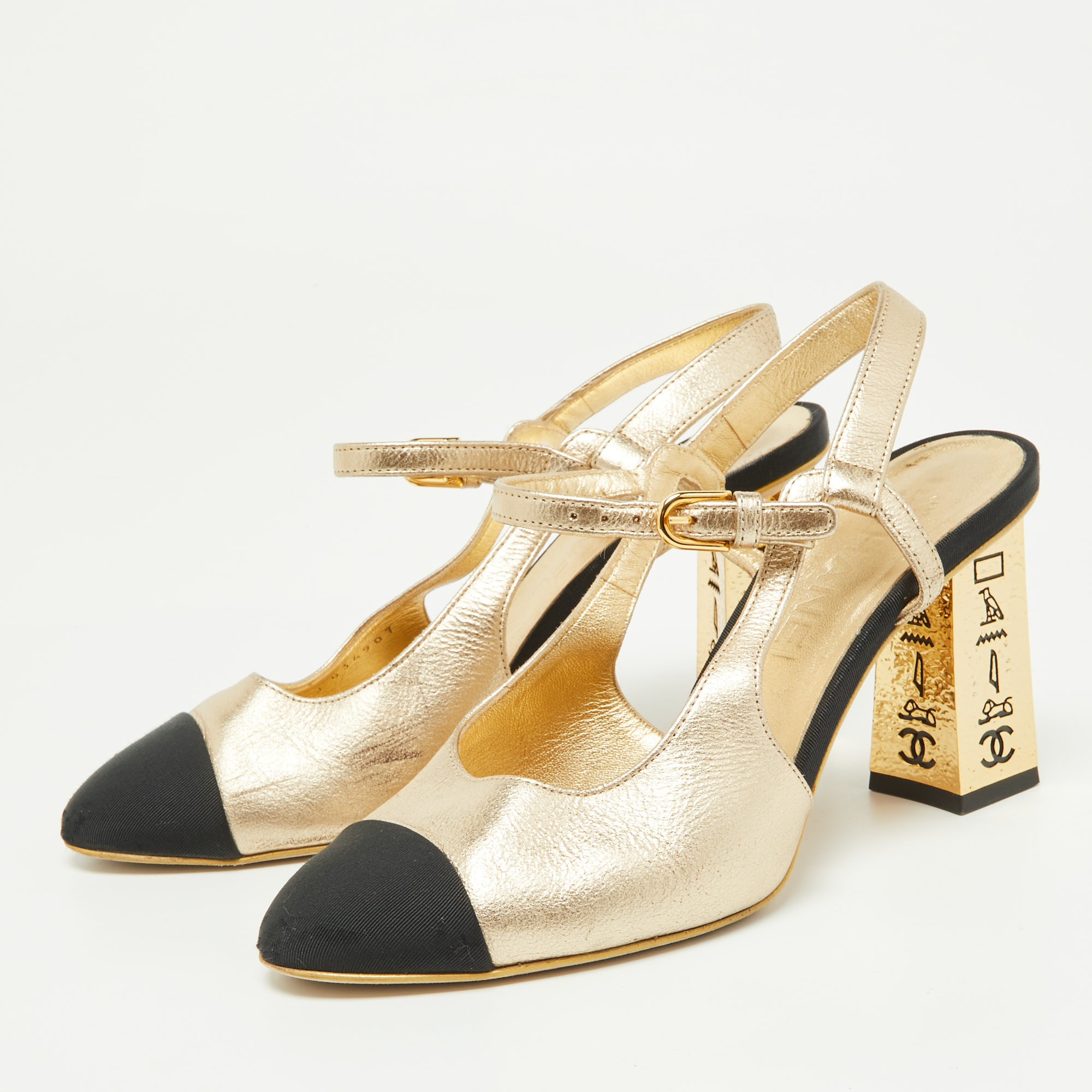 

Chanel Gold/Black Leather and Canvas Slingback Pumps Size