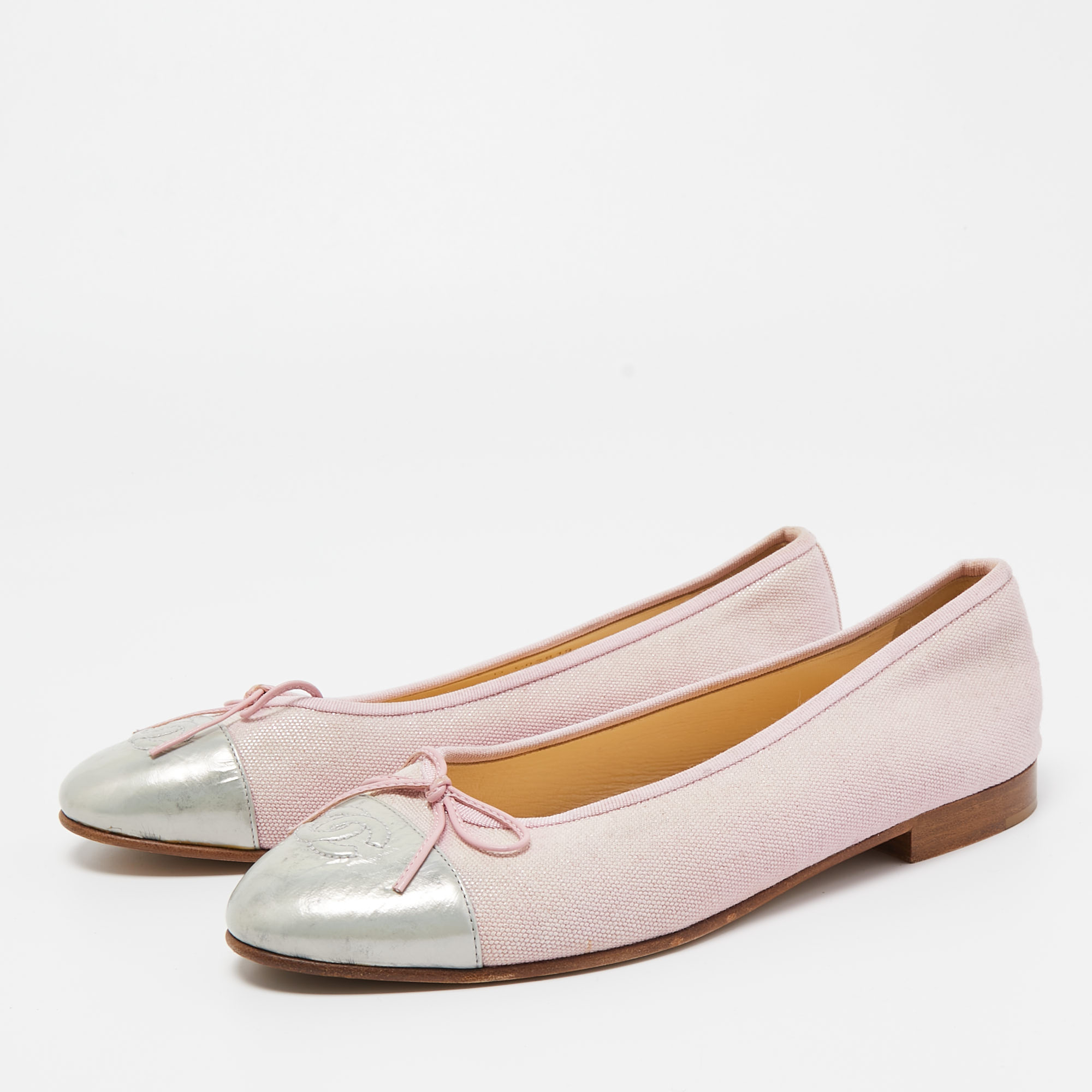 

Chanel Pink/Silver Canvas and Leather CC Cap Toe Bow Ballet Flats Size