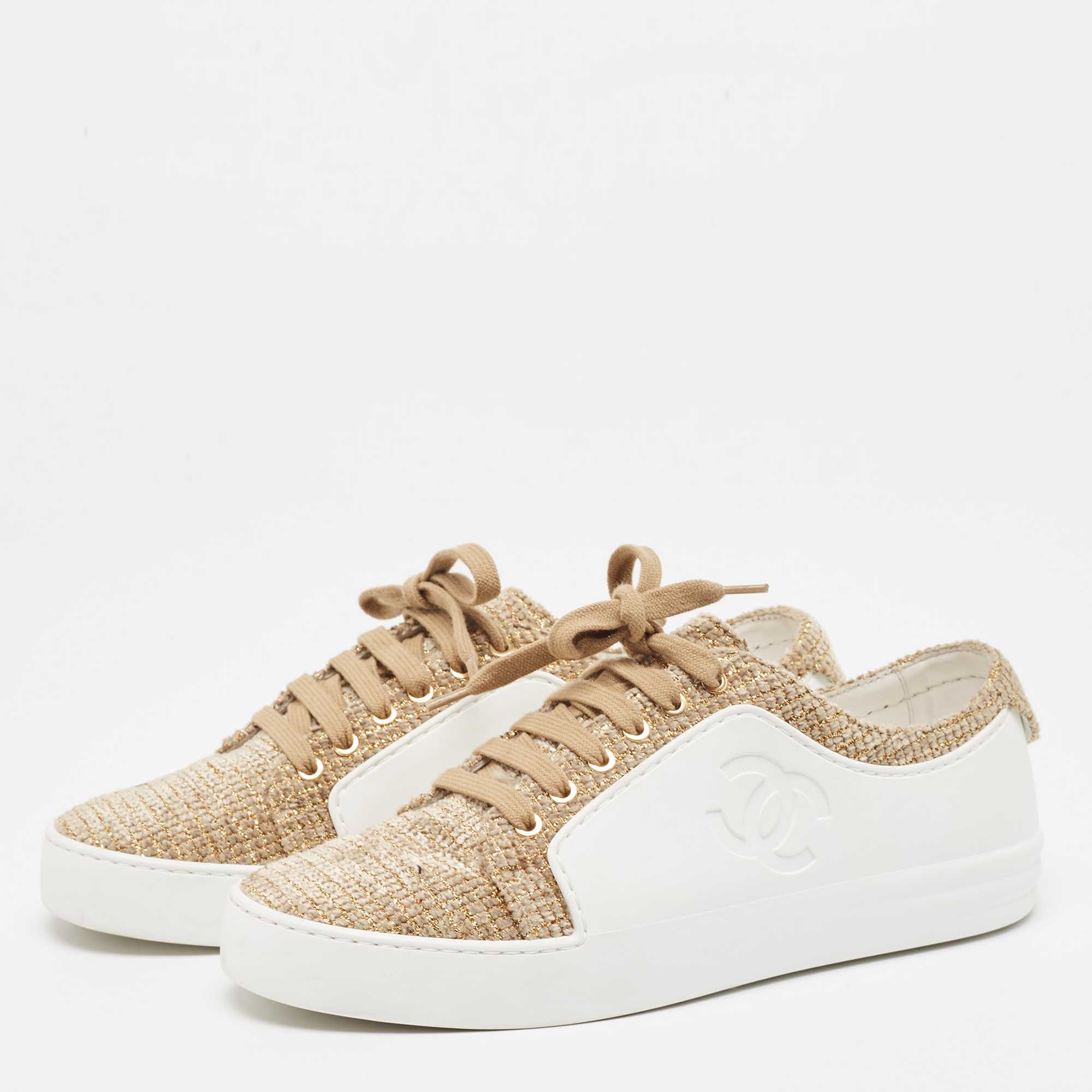 

Chanel Gold/White Tweed and Rubber CC Low Top Sneakers Size