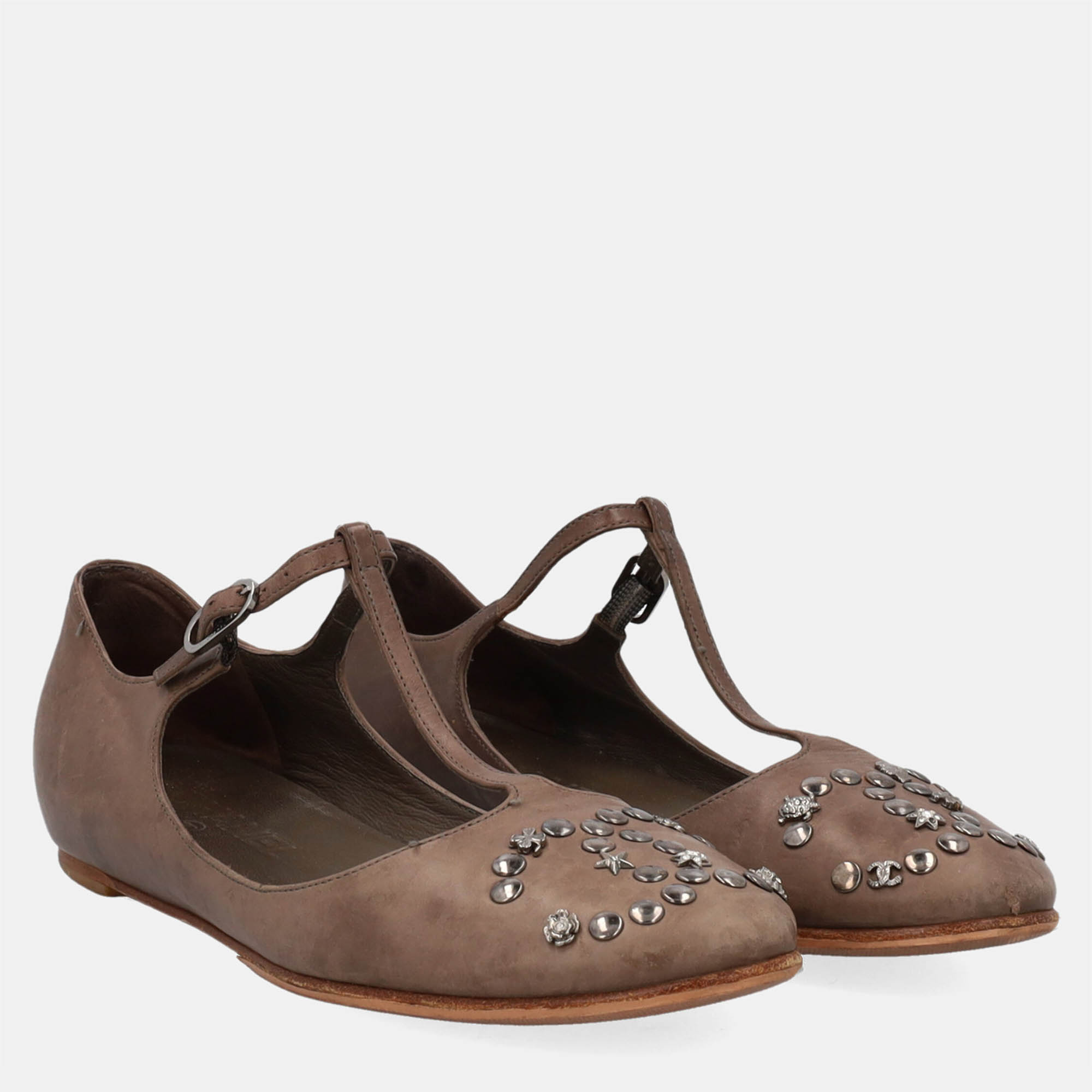 

Chanel Women's Leather Ballet Flats - Beige - EU
