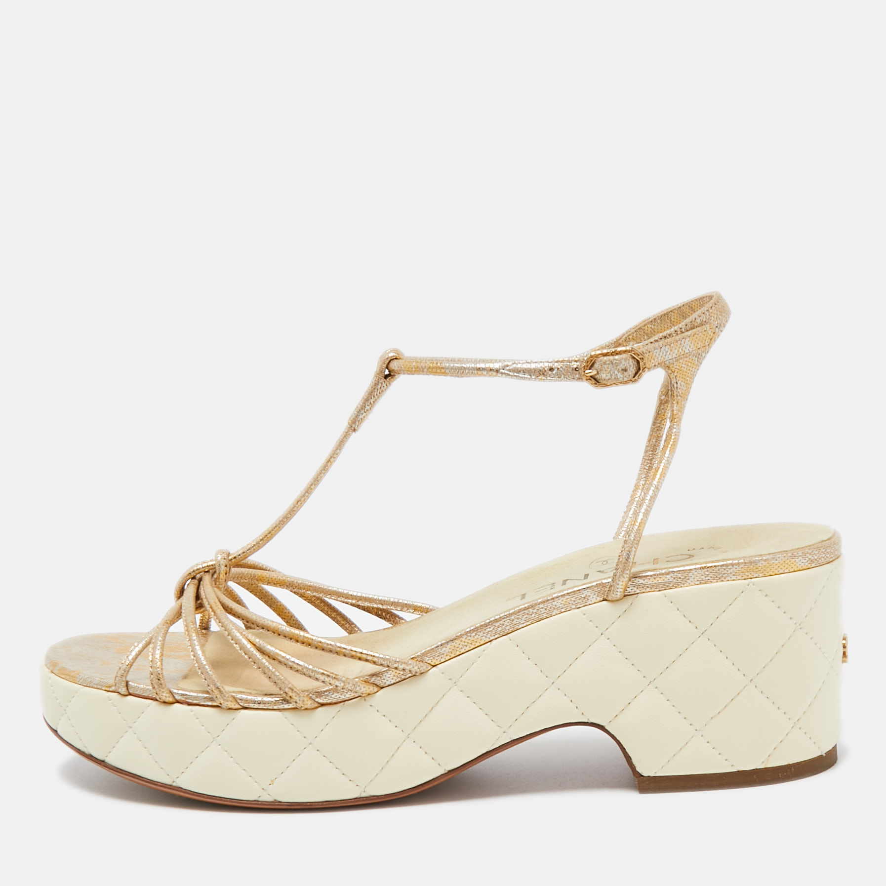 

Chanel Cream Leather CC Wedge Sandals Size