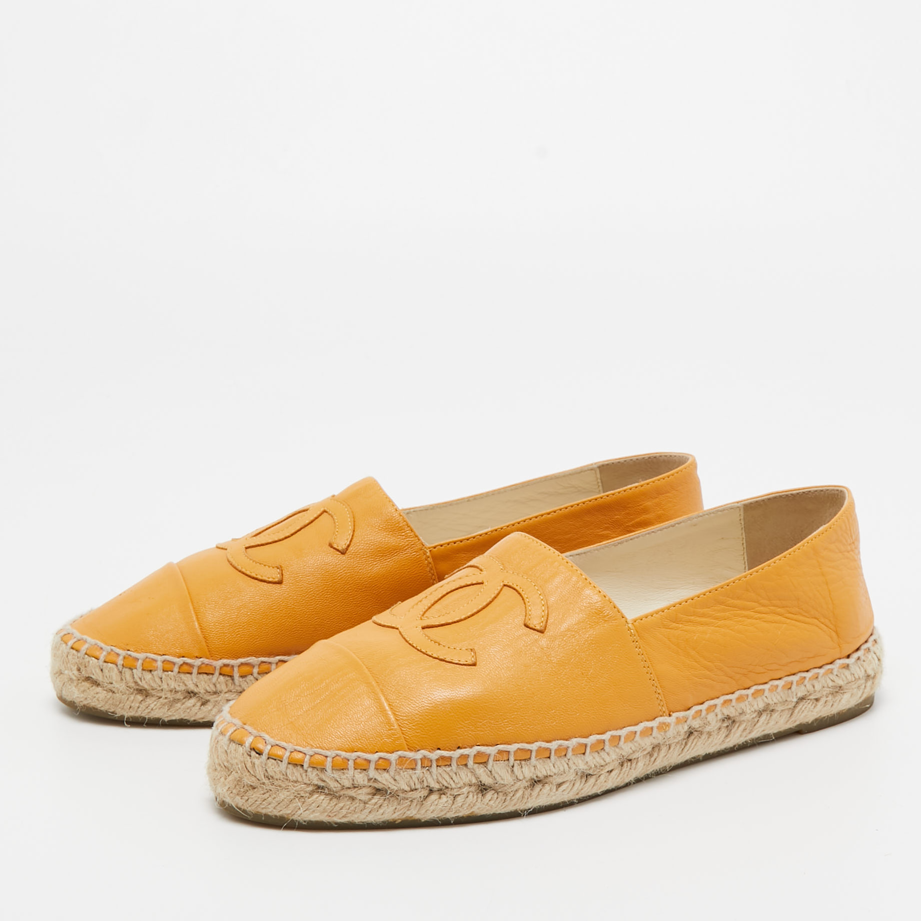 

Chanel Yellow Leather CC Espadrille Flats Size