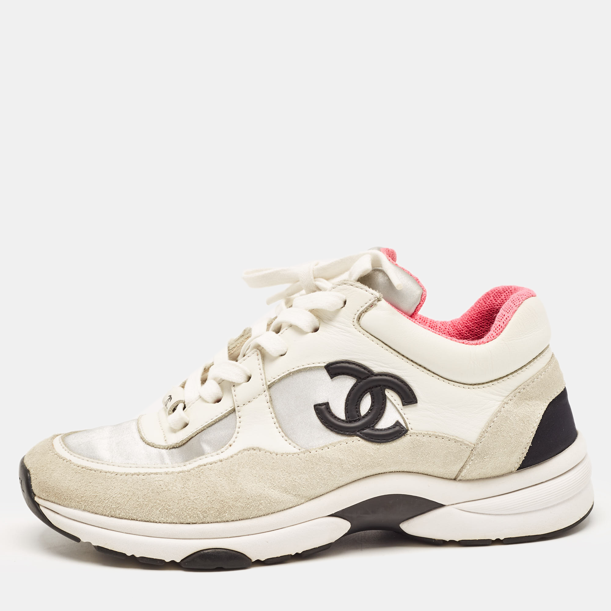 Chanel White CC Lace Up Sneakers Sneaker 38.5 – THE CLOSET