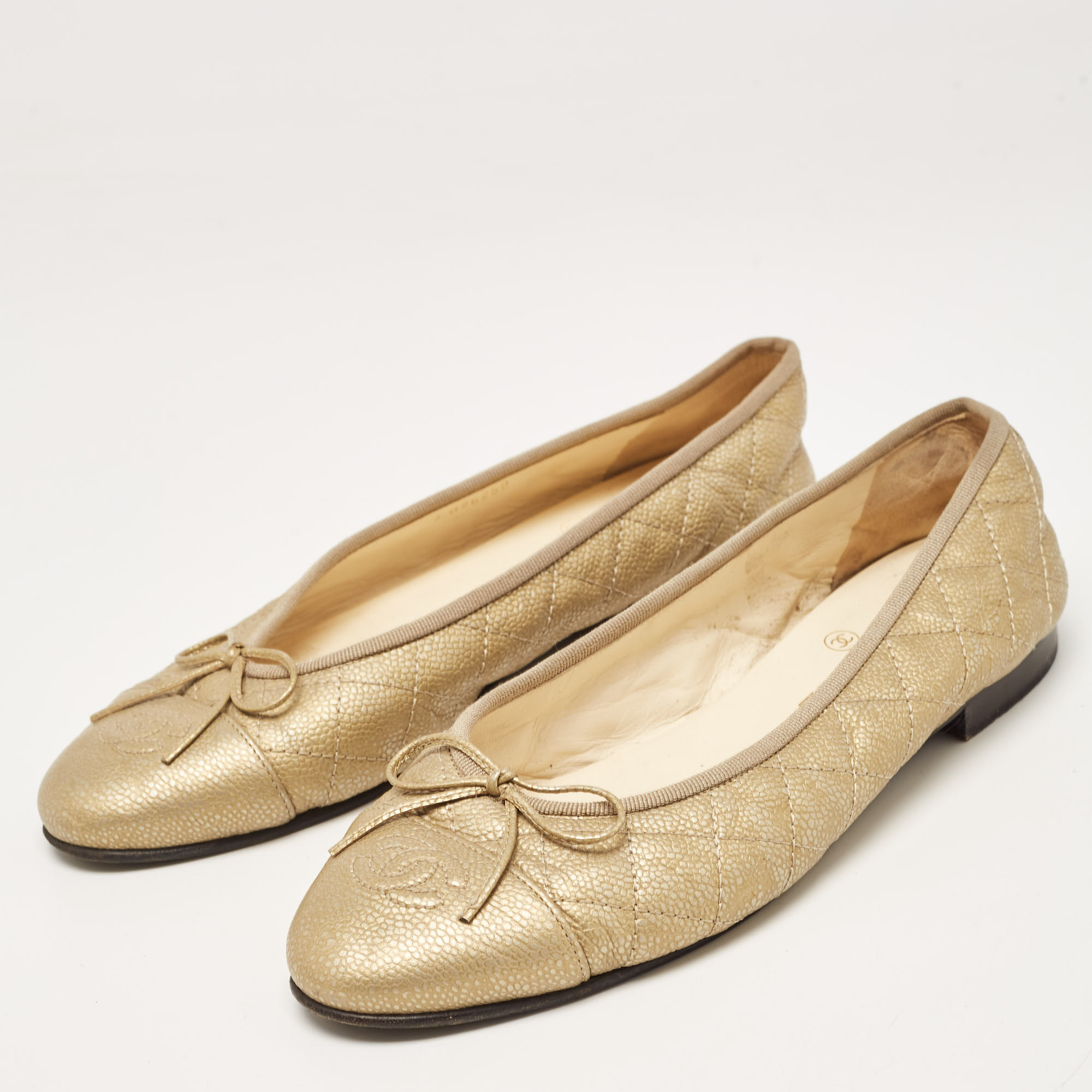 

Chanel Gold Quilted Caviar Leather CC Cap Toe Bow Ballet Flats Size
