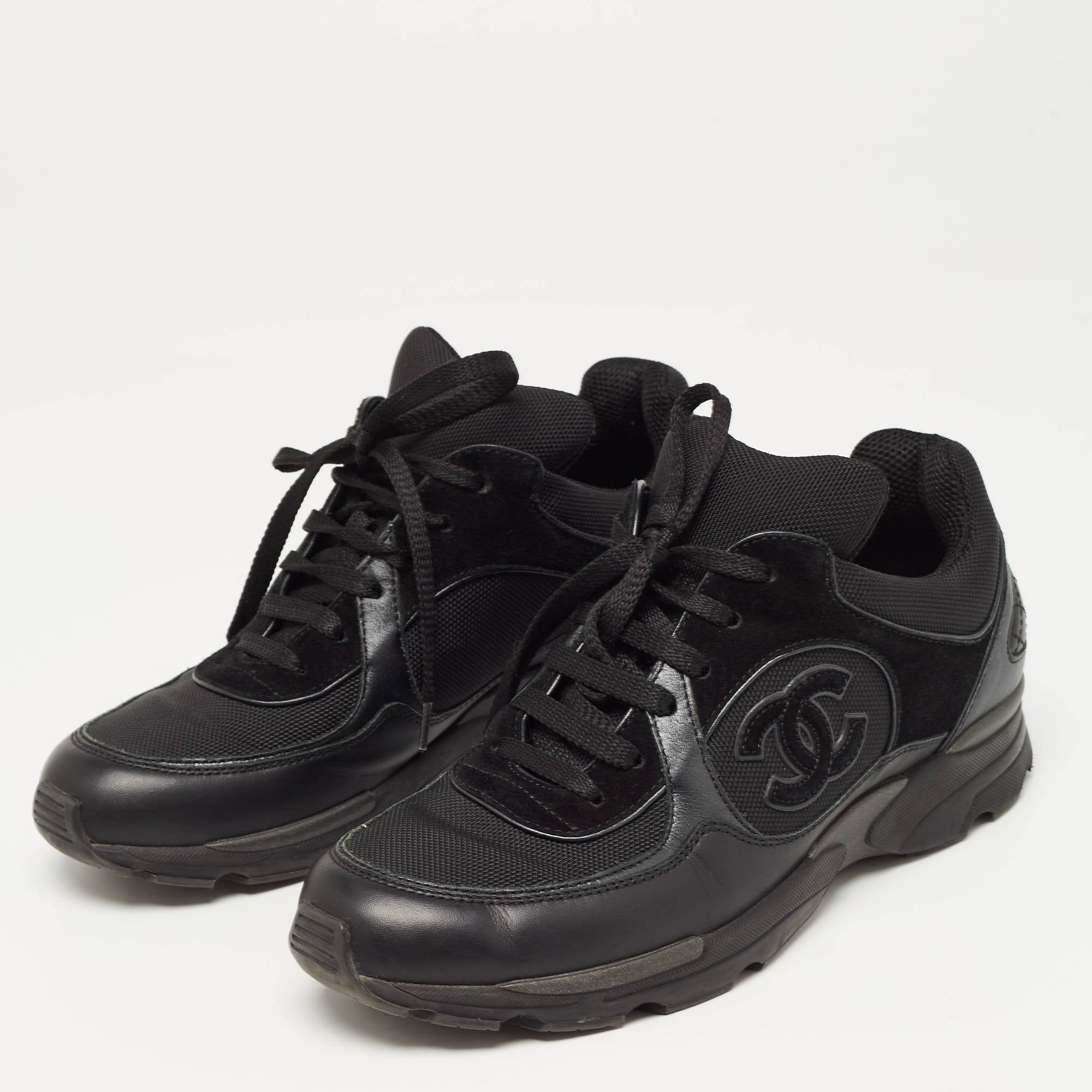 

Chanel Black Suede Leather And Fabric CC Lace Up Sneakers Size