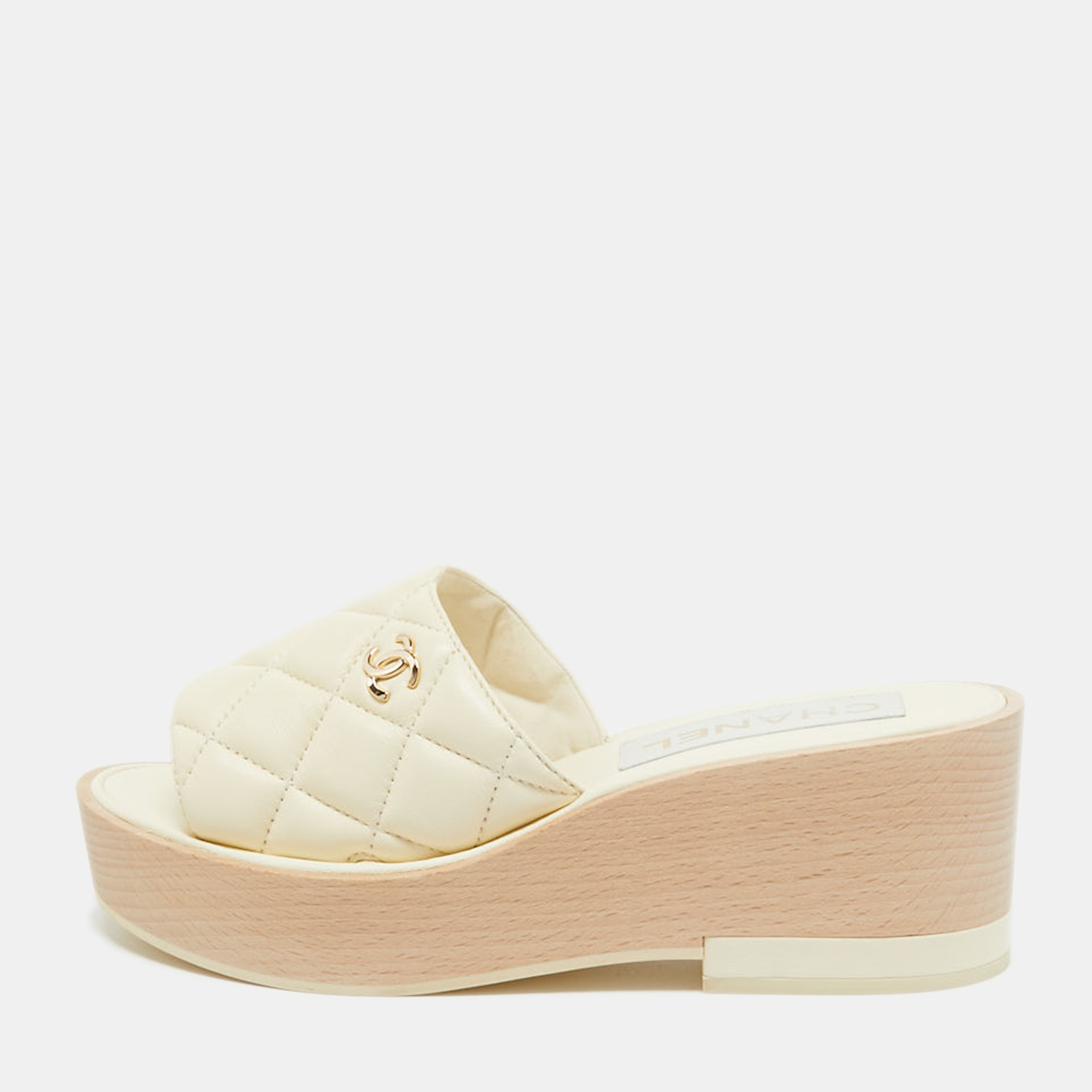 

Chanel Cream Quilted Leather Slide Platform Sandals Size