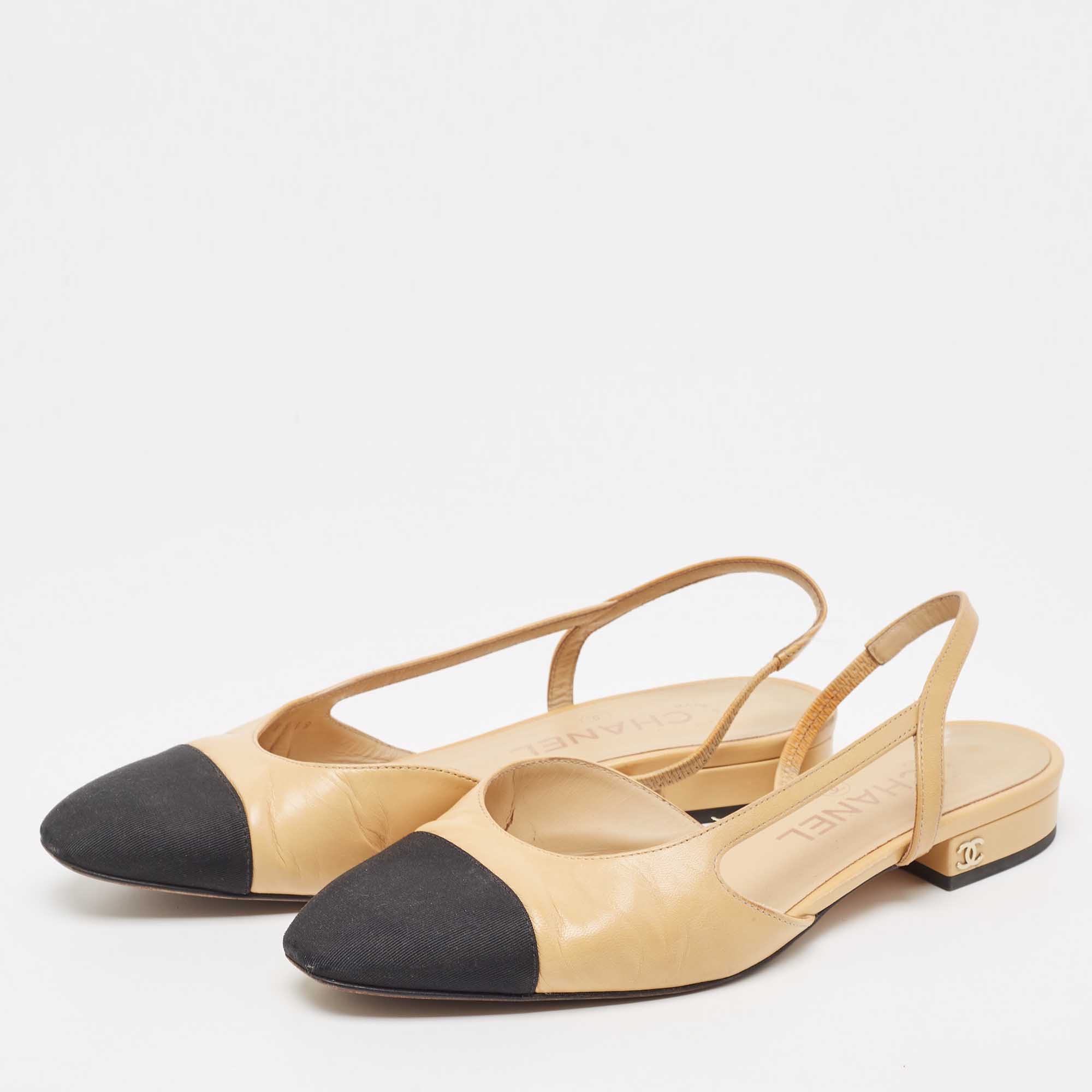 

Chanel Beige/Black Leather and Canvas CC Cap Toe Slingback Flats Size