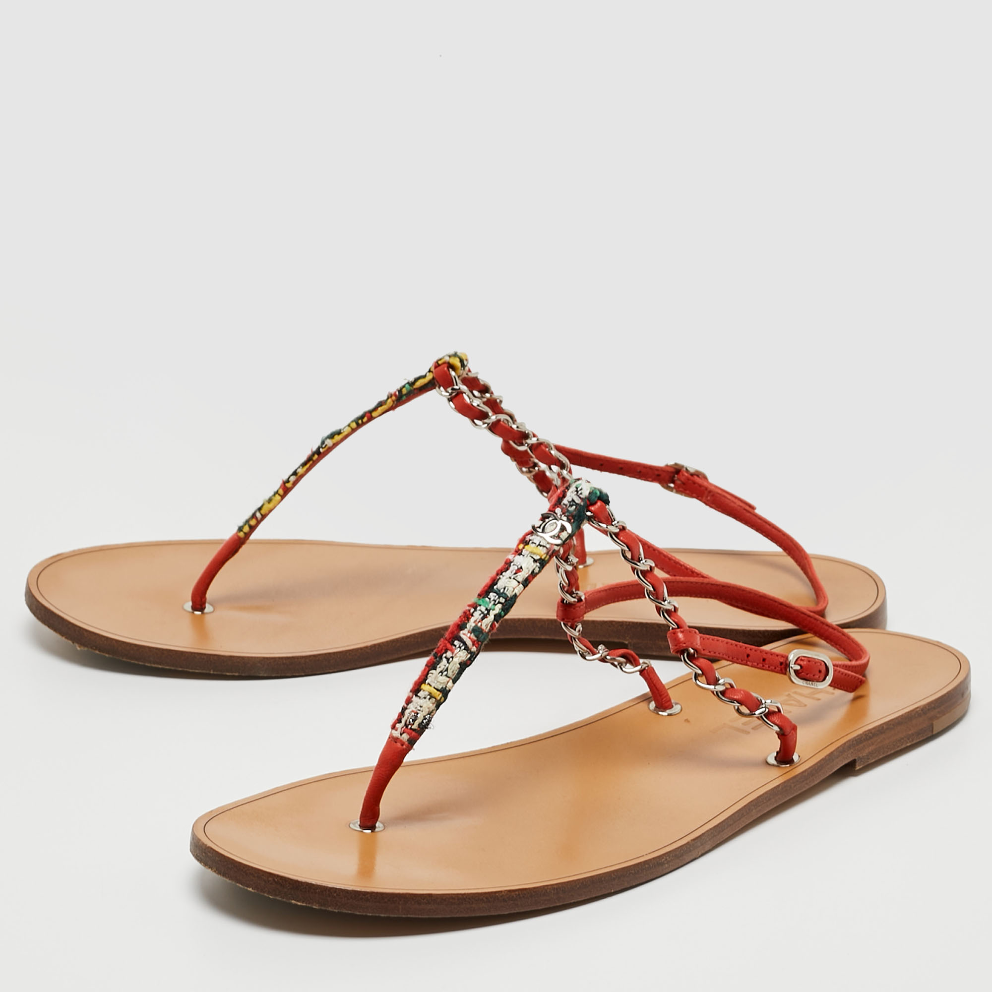 

Chanel Red Leather and Tweed Thong CC Flat Sandals Size, Orange