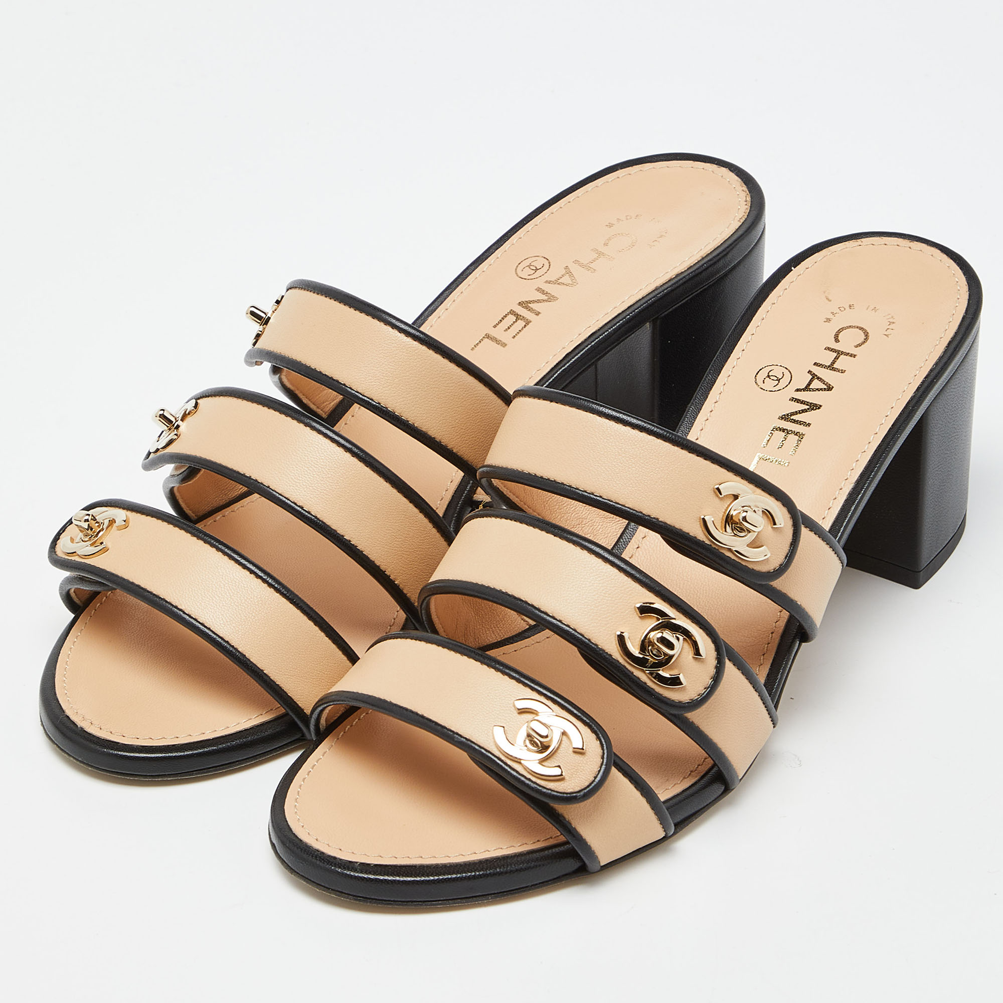 

Chanel Beige/Black Leather CC Turn Lock Block Heel Slide Sandals Size