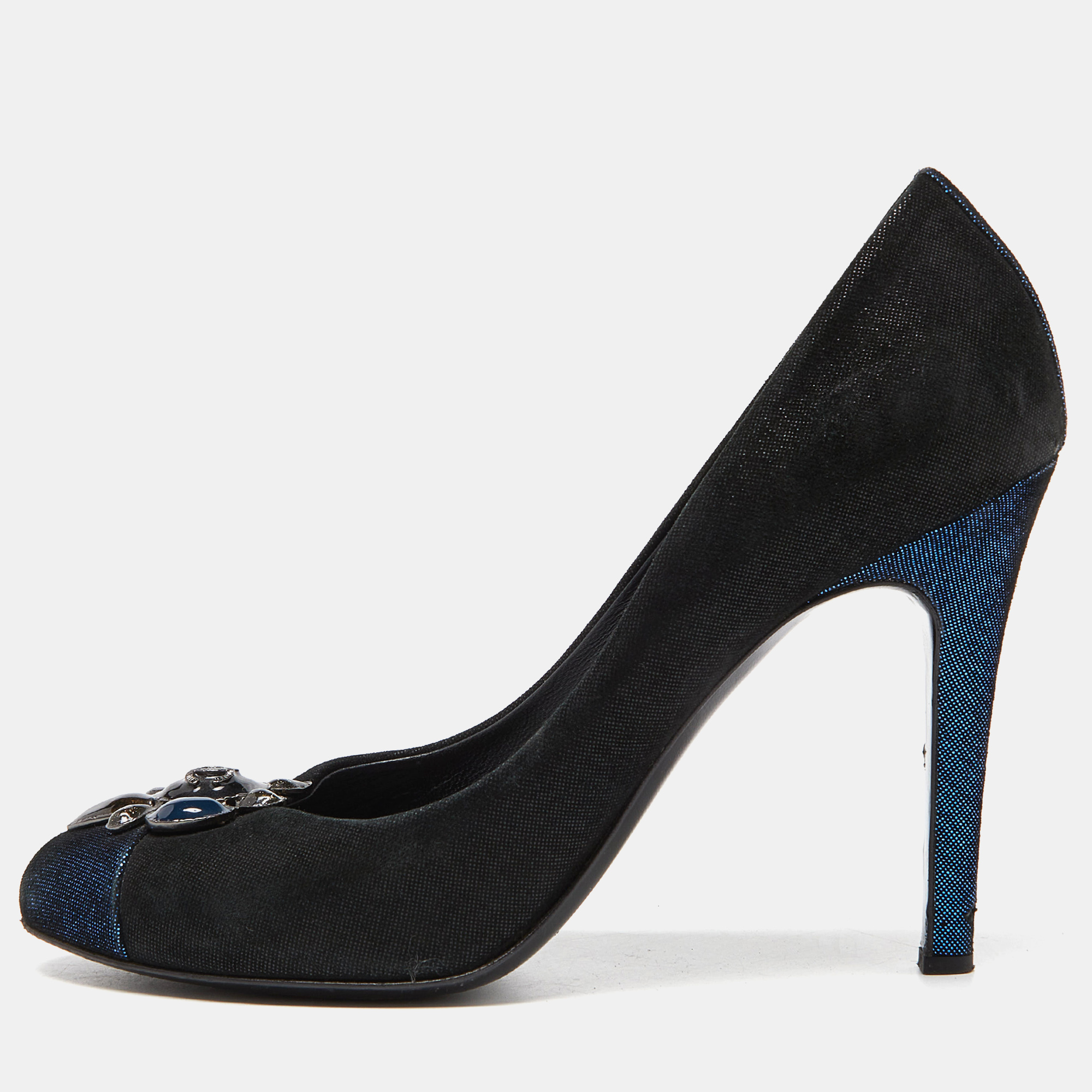 

Chanel Black/Blue Suede Embellished CC Cap Toe Pumps Size