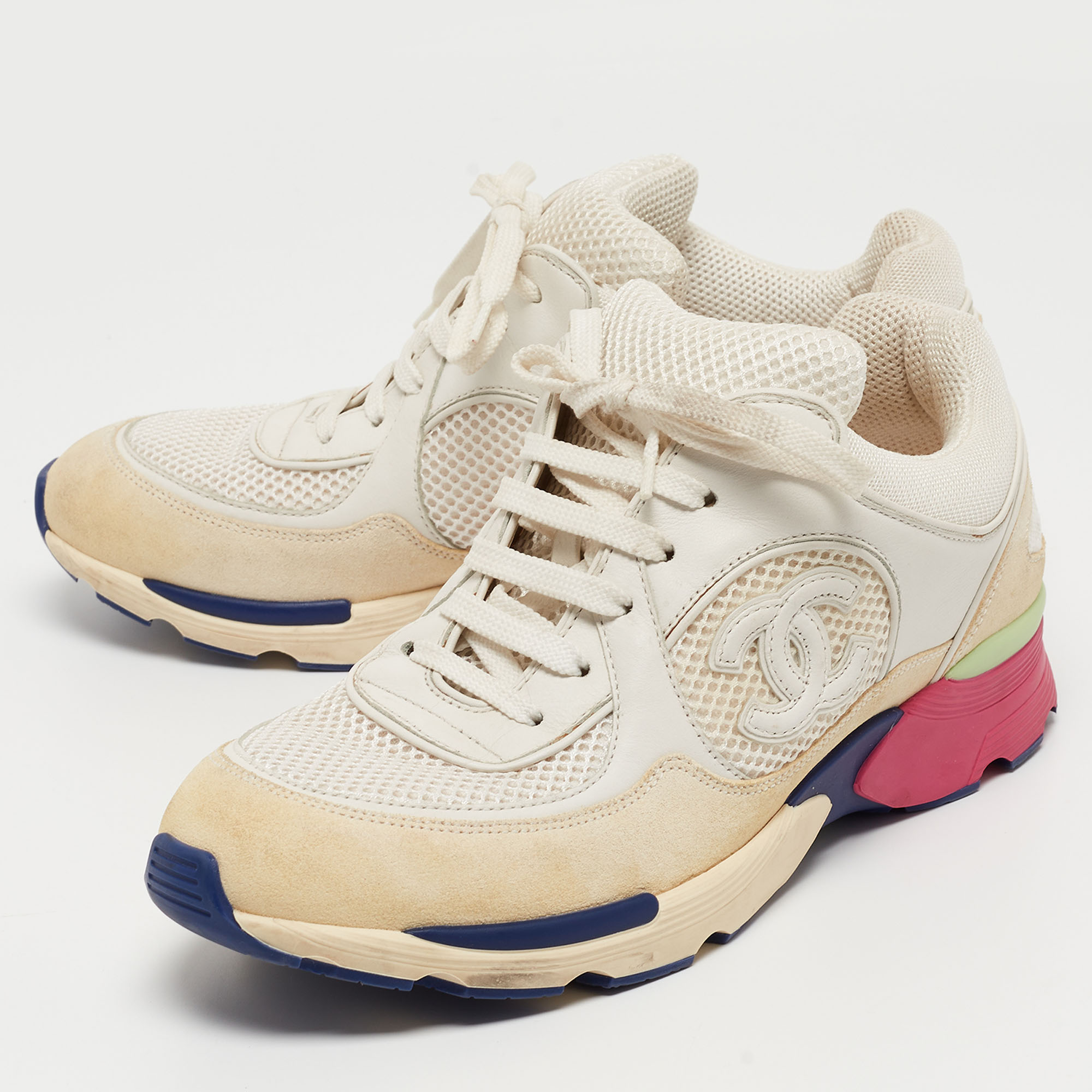 

Chanel Multicolor Mesh and Suede CC Low Top Sneakers Size