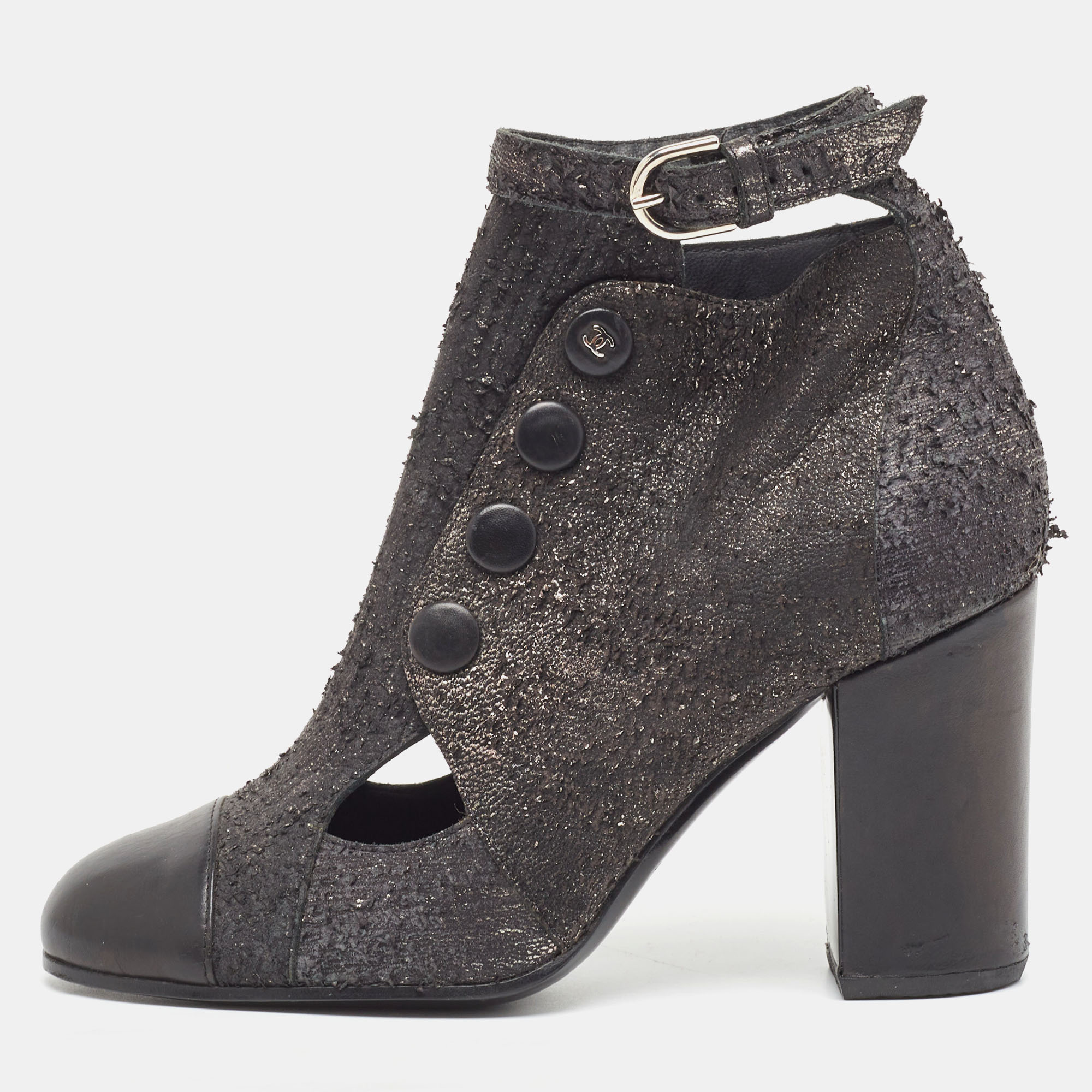 Pre-owned Chanel Grey/black Snakeskin Embossed Leather And Leather Ankle Boots Size Size 37.5