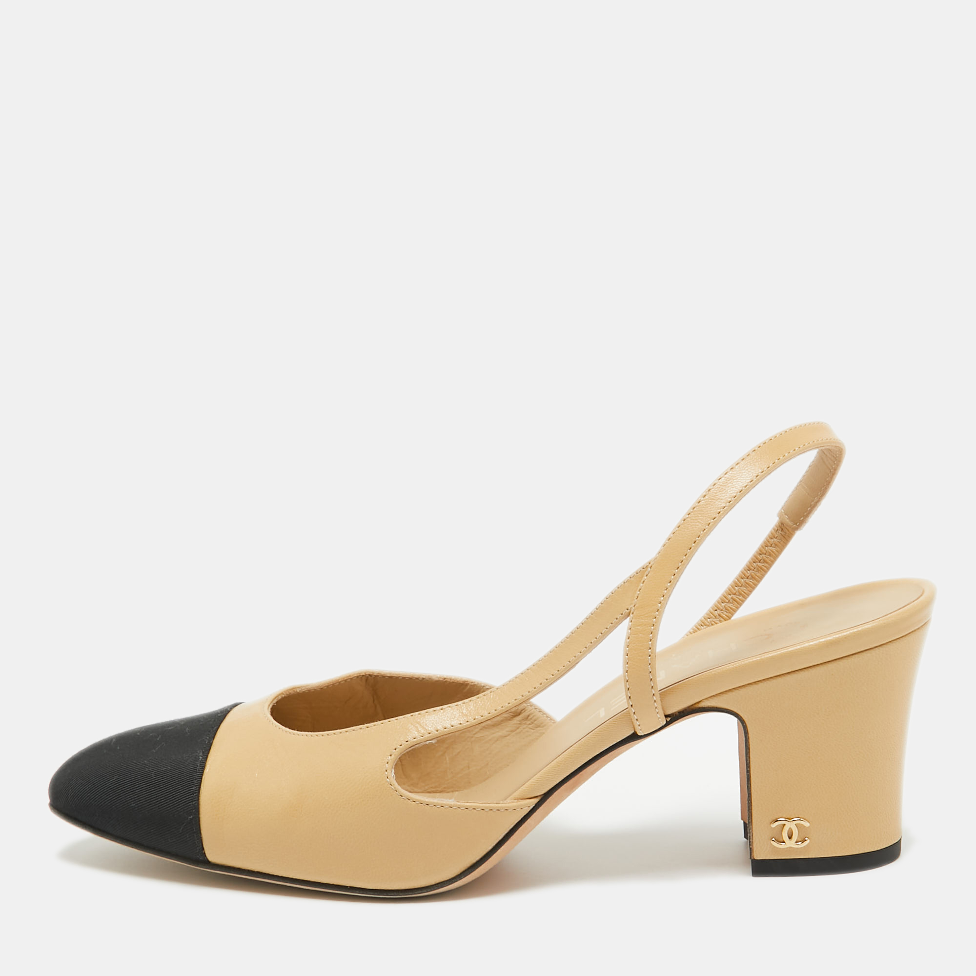 

Chanel Beige/Black CC Cap Toe Slingback Pumps Size
