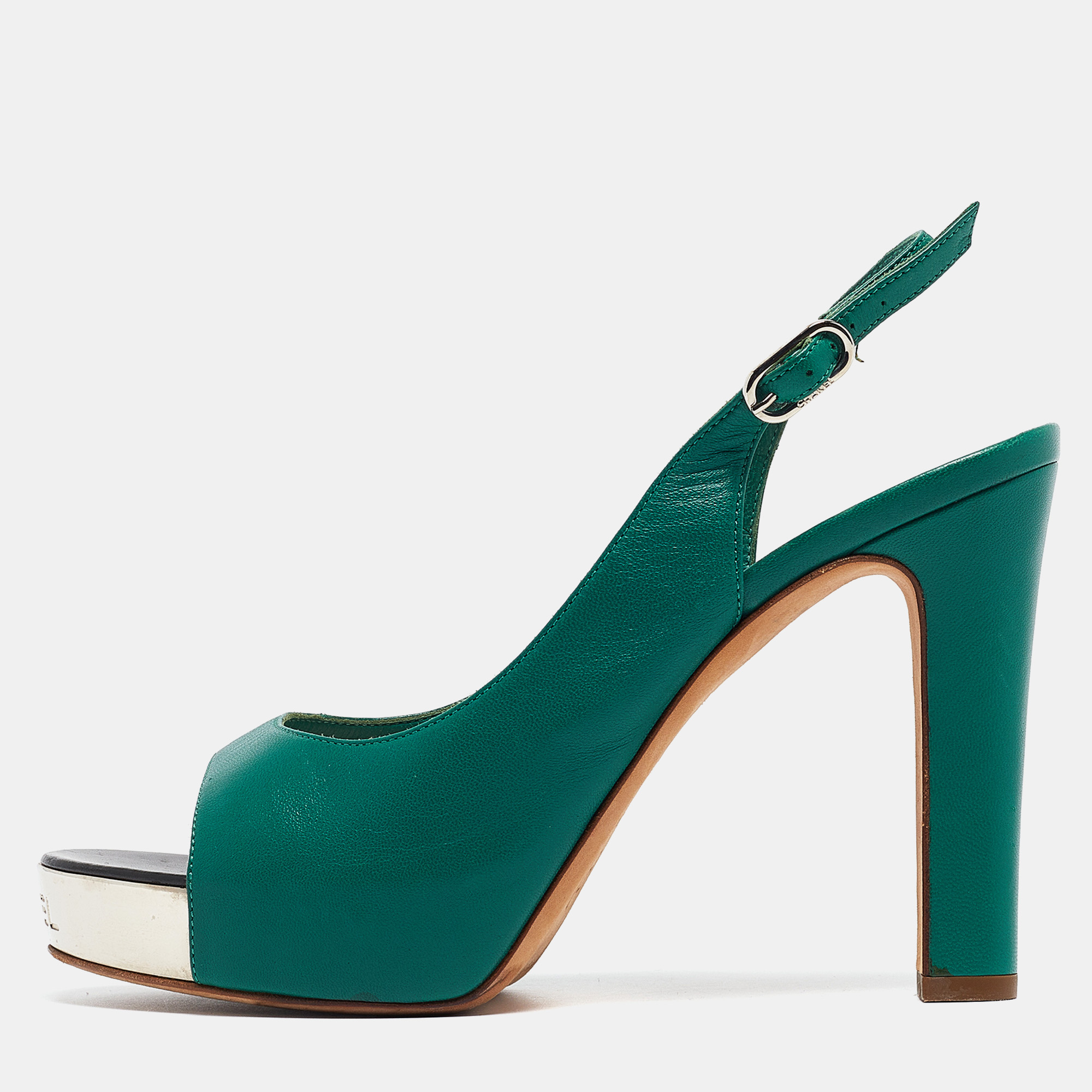 Chanel Green Leather Slingback Slingback Sandals Size 38