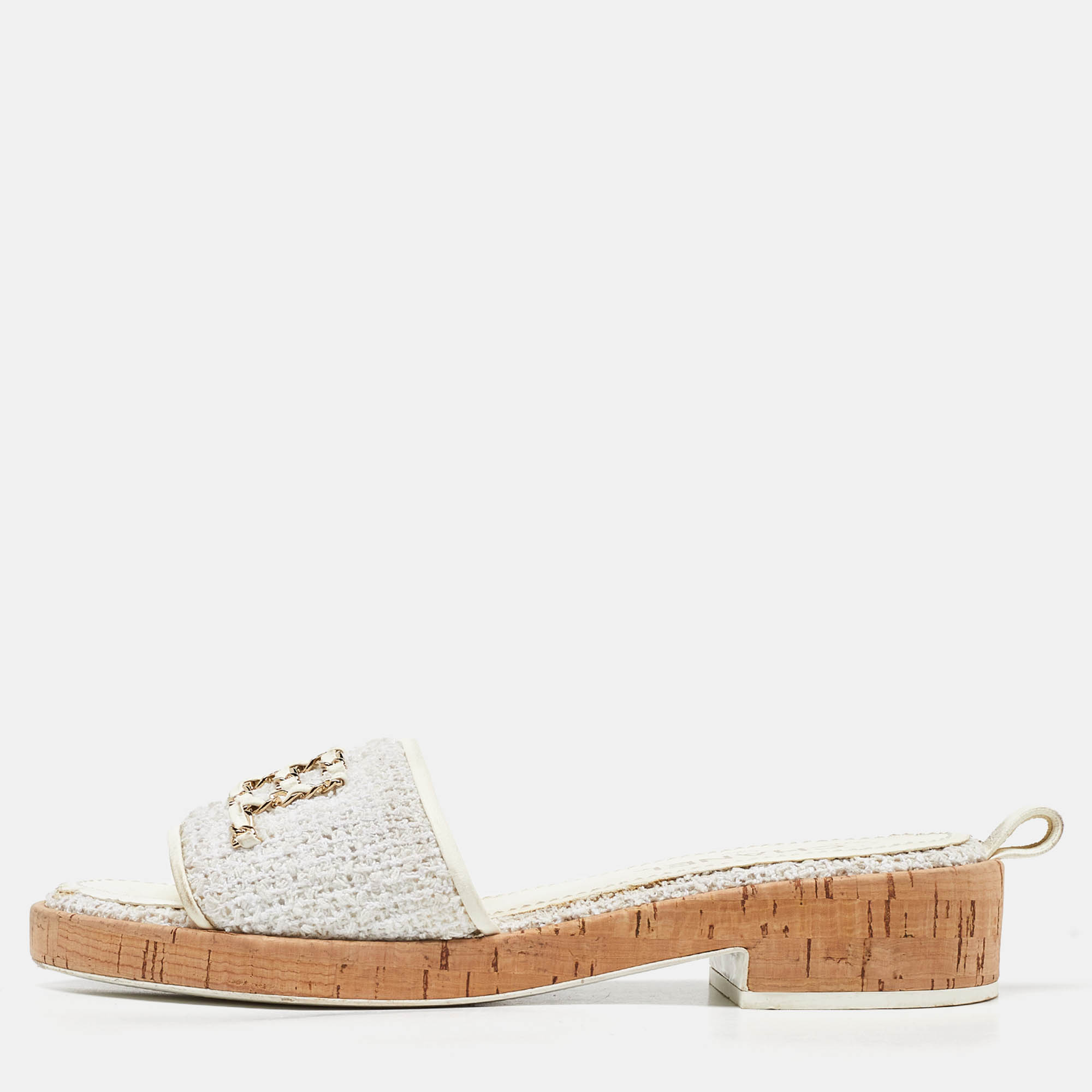 

Chanel Off White Tweed and Leather Chain Detail Cork Slide Sandals Size