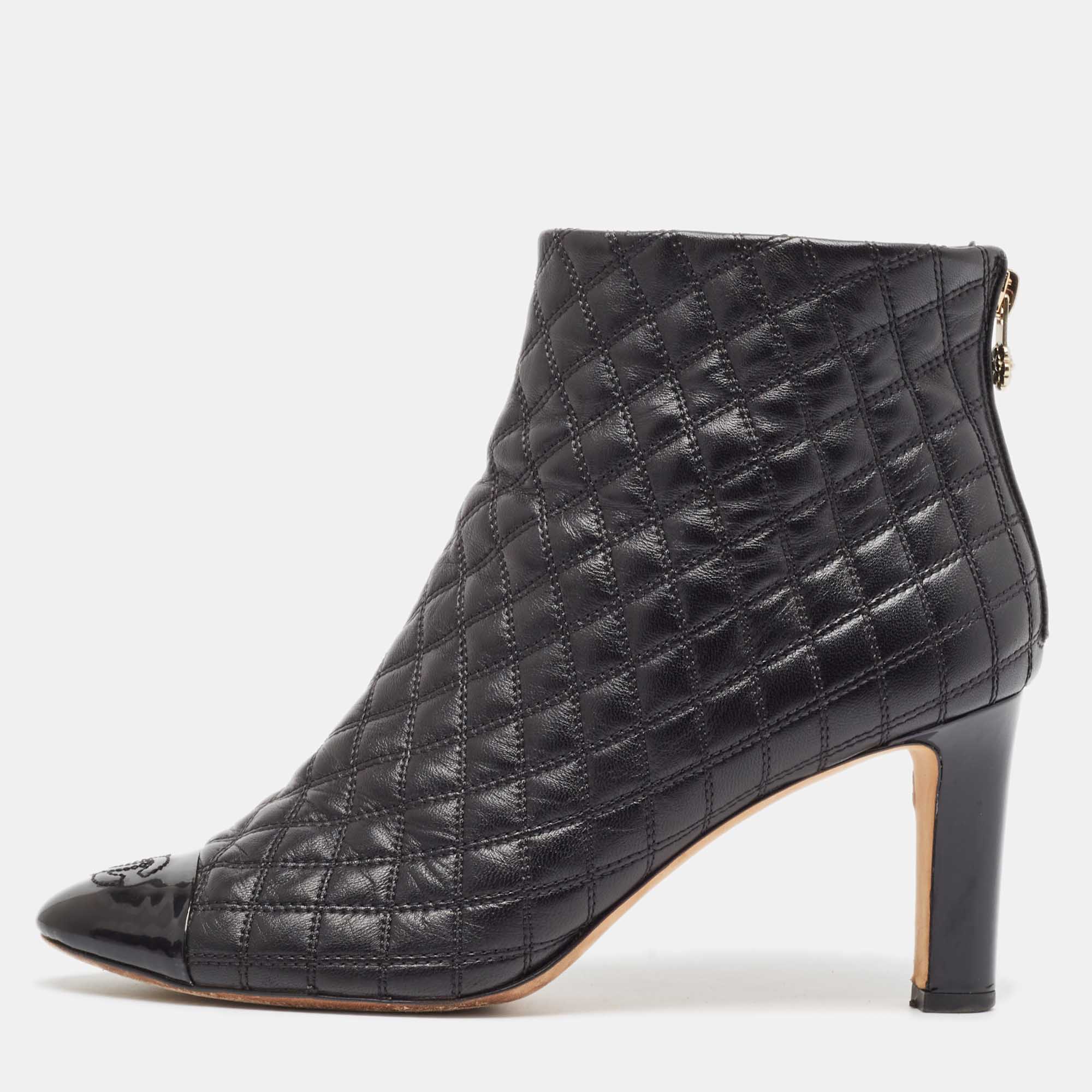 

Chanel Black Quilted Leather and Patent Cap Toe CC Ankle Booties Size
