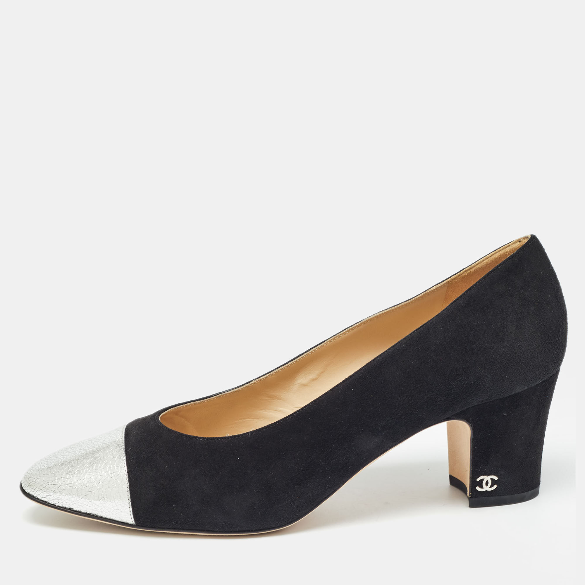 

Chanel Black/Silver Suede and Leather Cap Toe CC Pumps Size