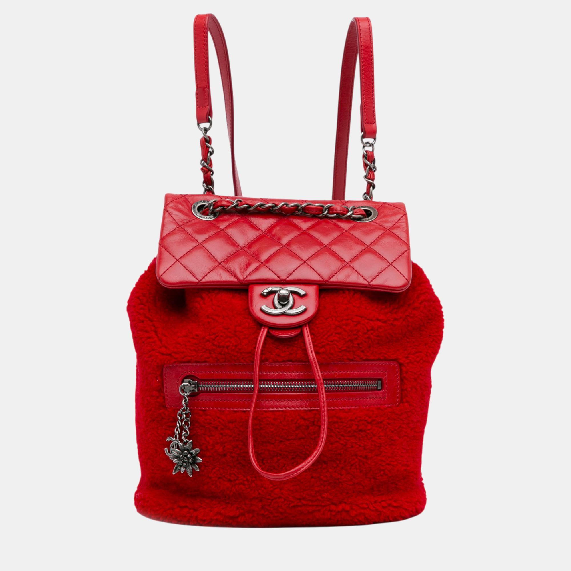 

Chanel Red Small Shearling and Glazed Calfskin Mountain Backpack