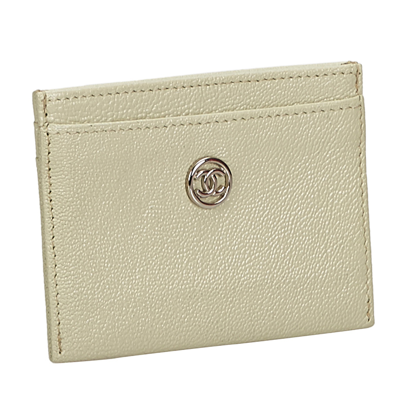 

Chanel White Leather Card Holder