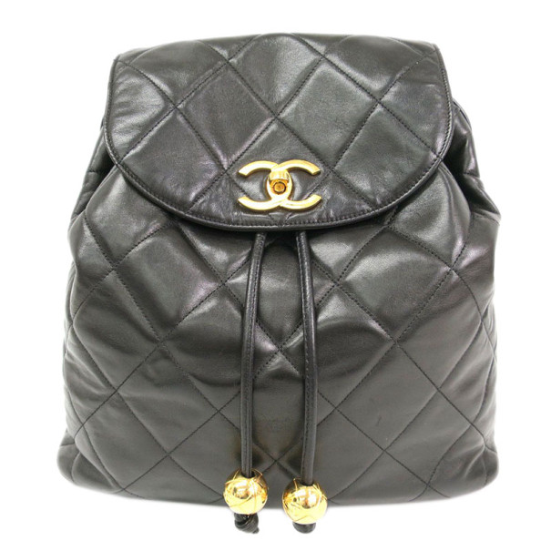مملوكة مسبقًا Chanel Black Quilted Lambskin Backpack