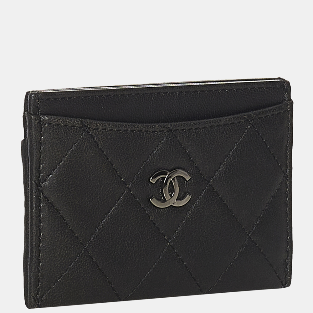 

Chanel Black CC Matelasse Lambskin Leather Card Holder