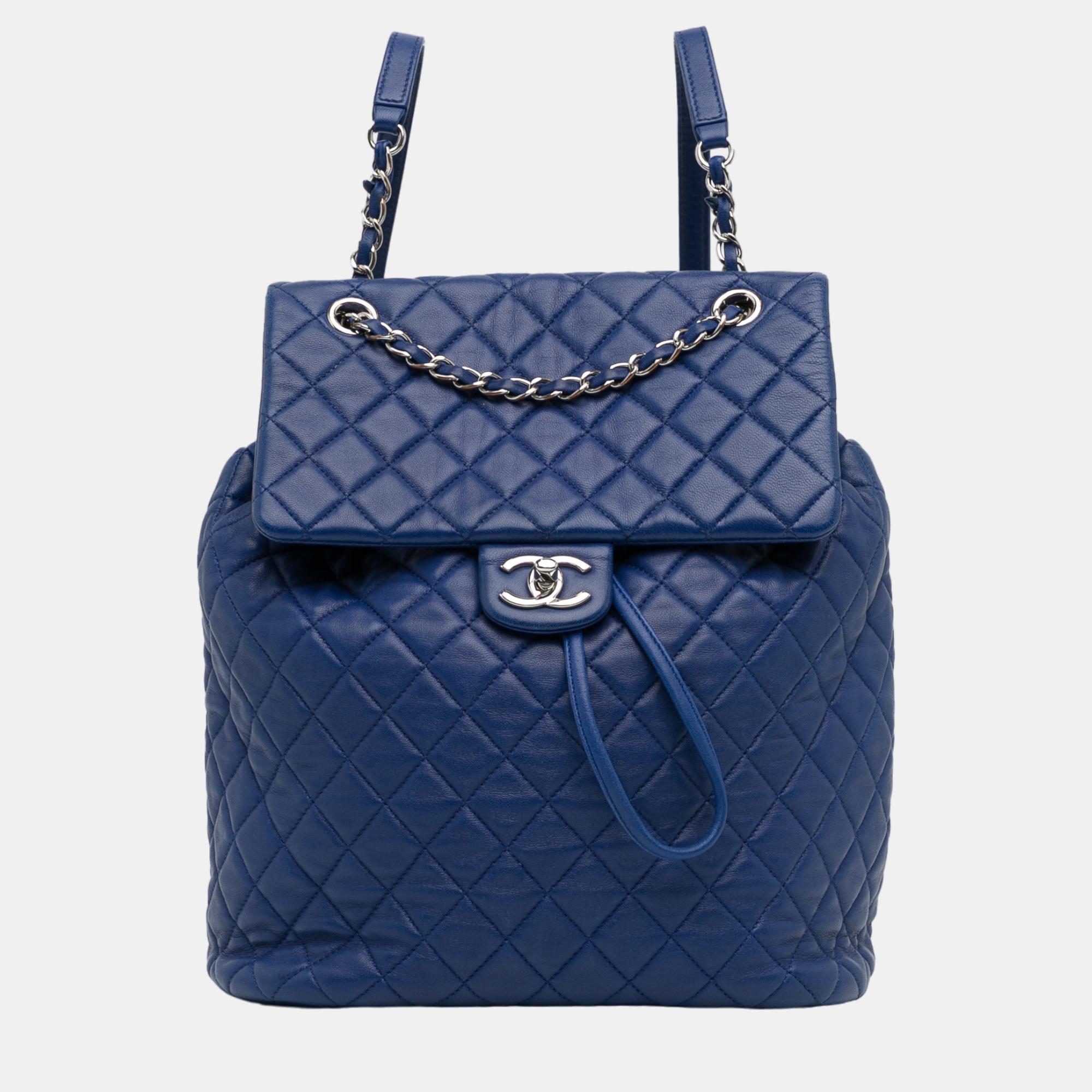 Pre-owned Chanel Blue Medium Lambskin Urban Spirit Backpack