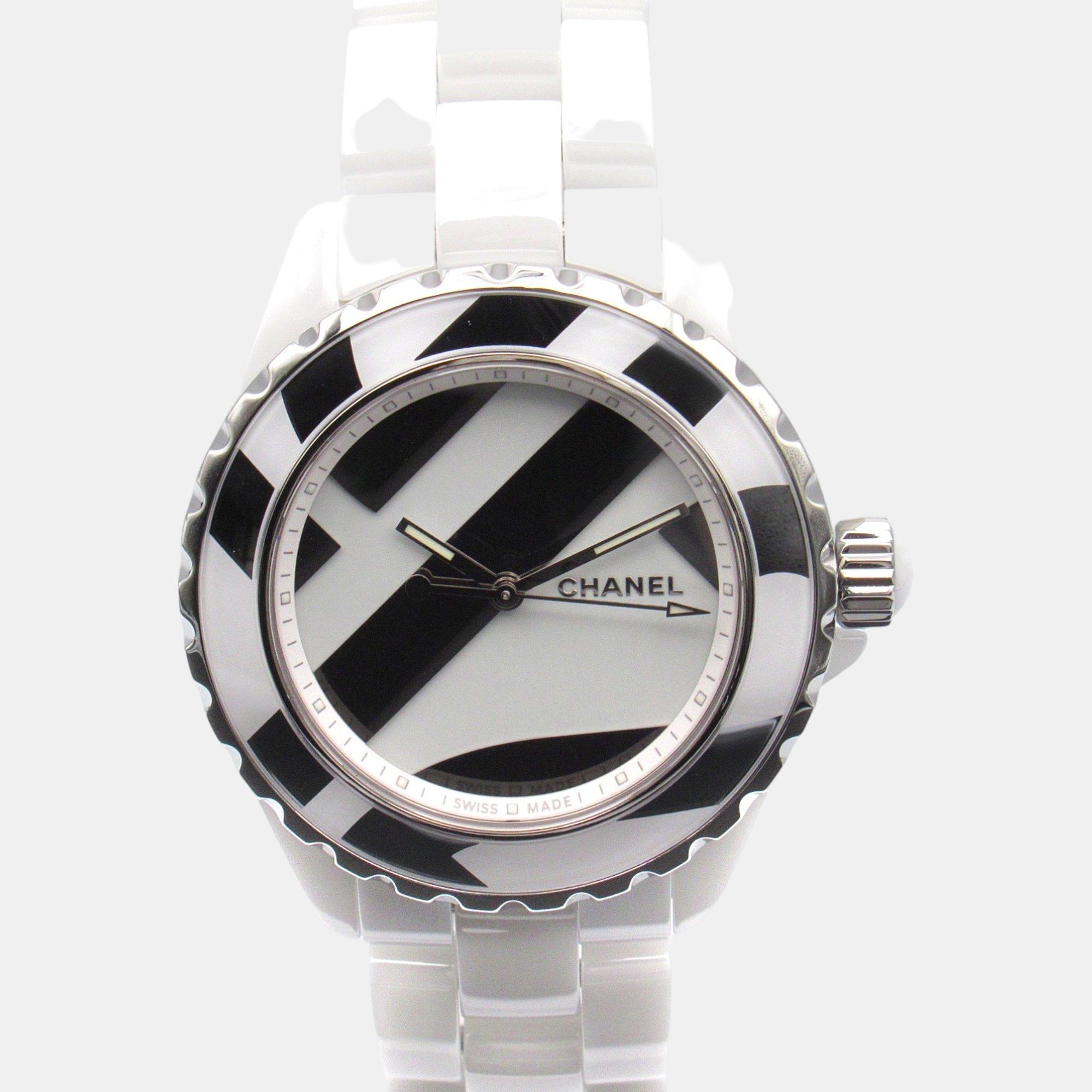 

Chanel White Ceramic J12 H5582 Automatic Women's Wristwatch 38 mm