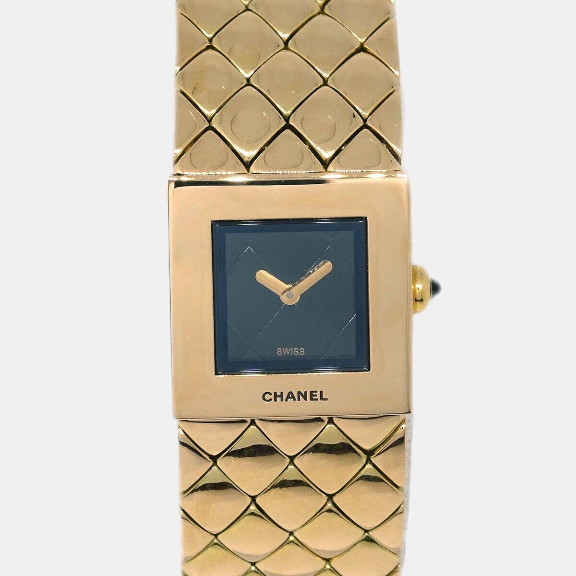 

Chanel 18K YG Matelasse Quartz Watch 19 mm, Black